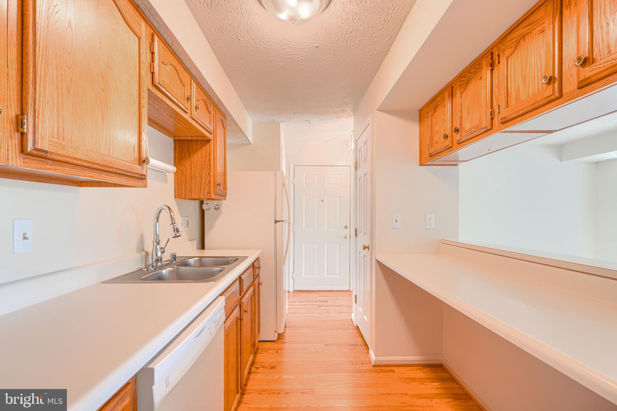 BRENTWOOD CONDO - Residential
