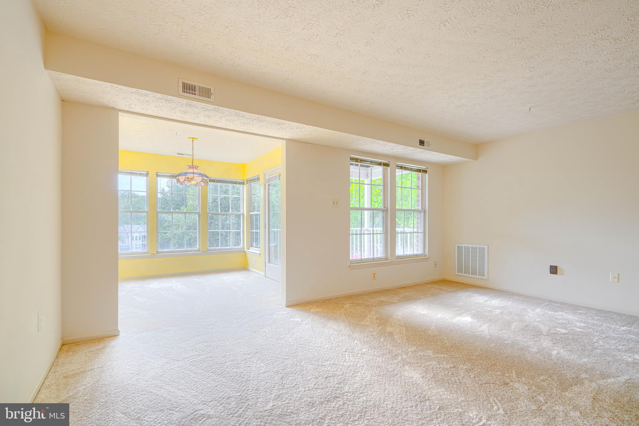 BRENTWOOD CONDO - Residential
