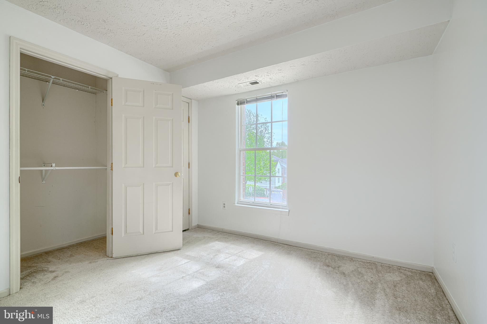 BRENTWOOD CONDO - Residential