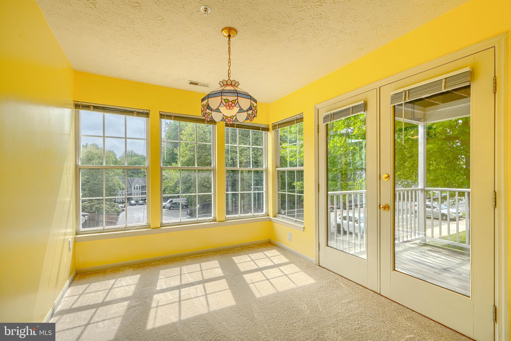 BRENTWOOD CONDO - Residential