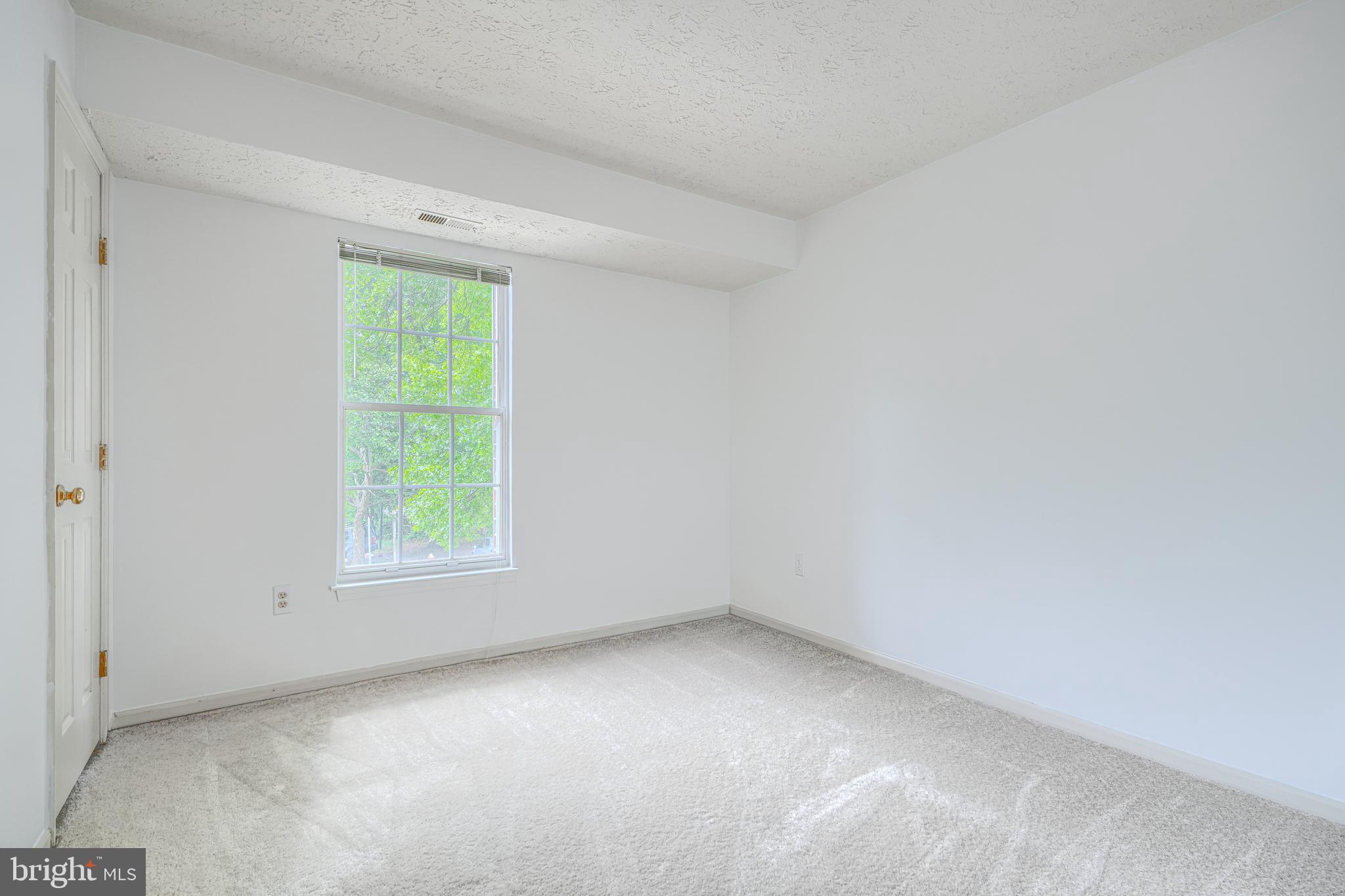 BRENTWOOD CONDO - Residential