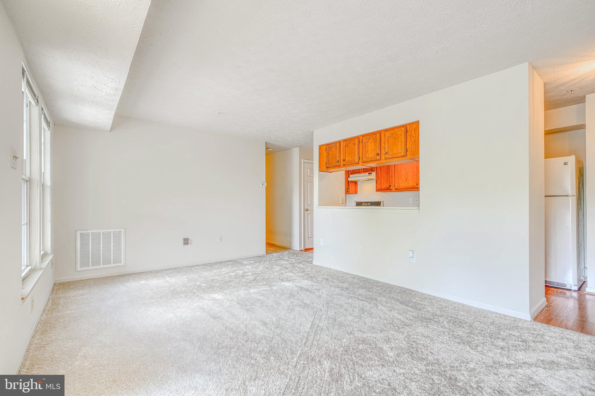 BRENTWOOD CONDO - Residential