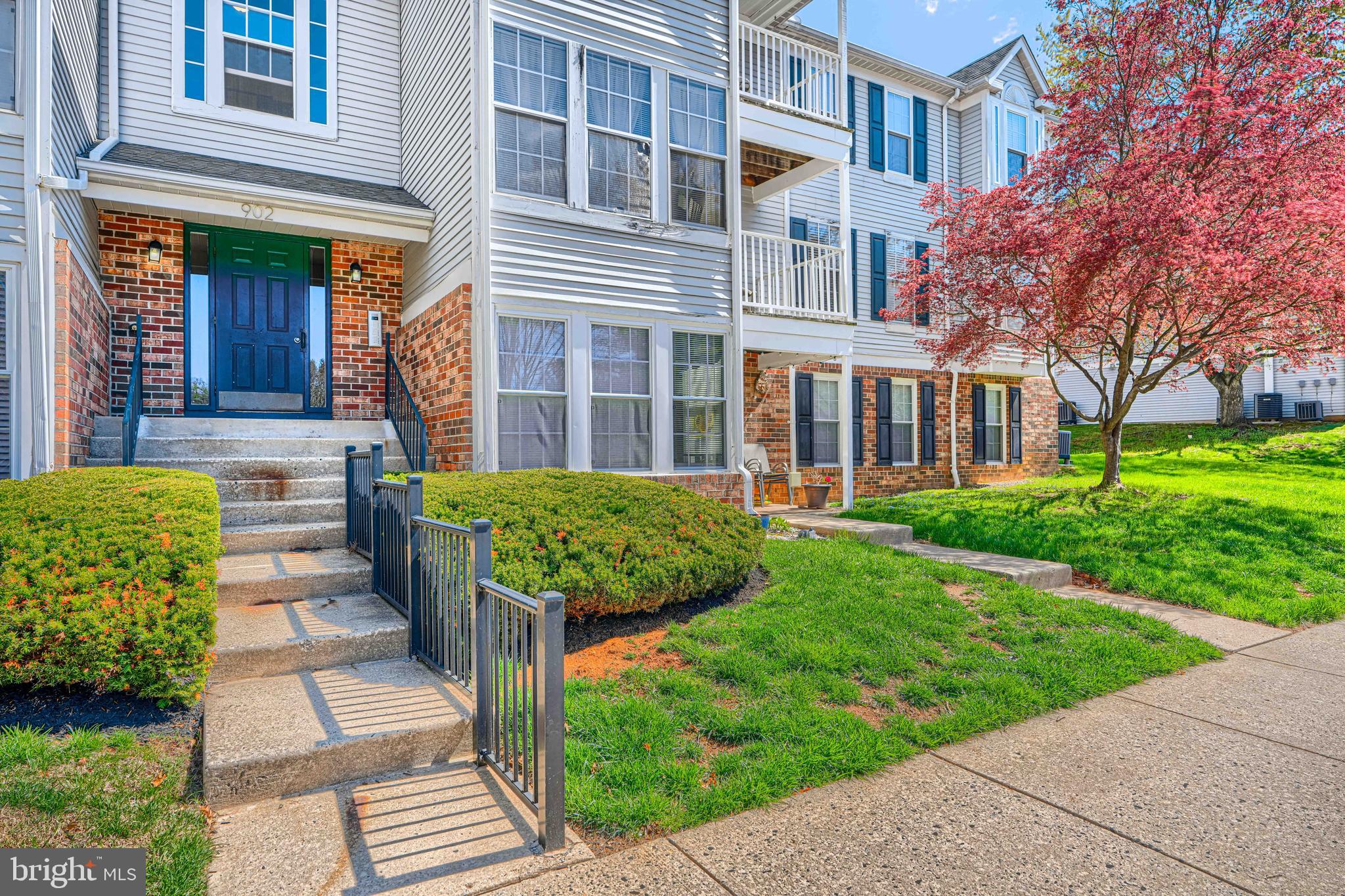 BRENTWOOD CONDO - Residential