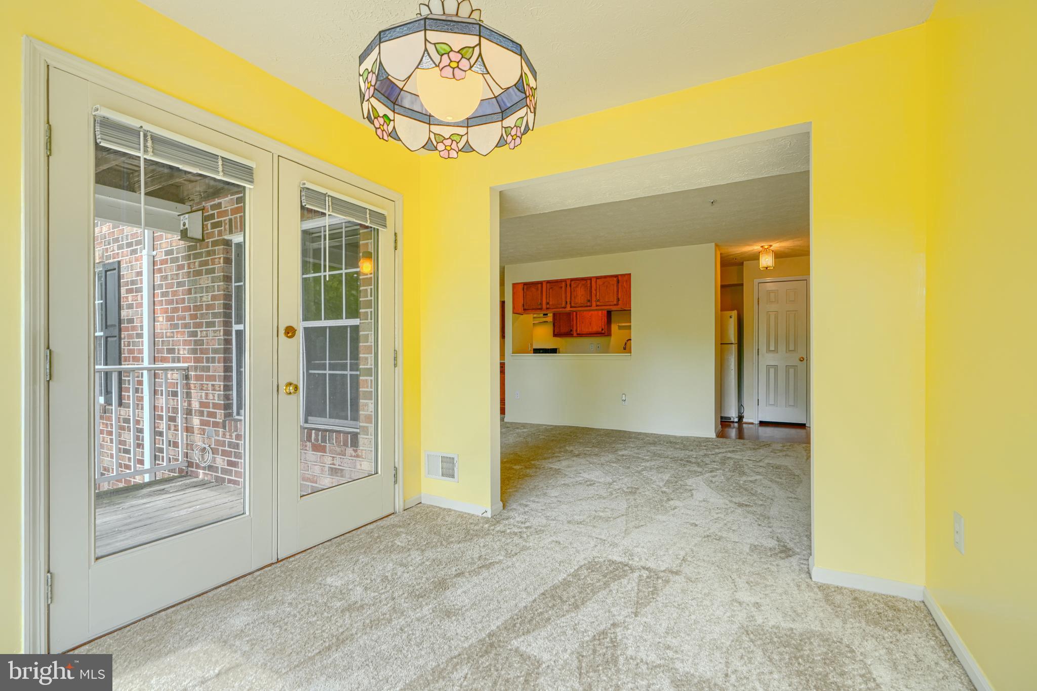 BRENTWOOD CONDO - Residential