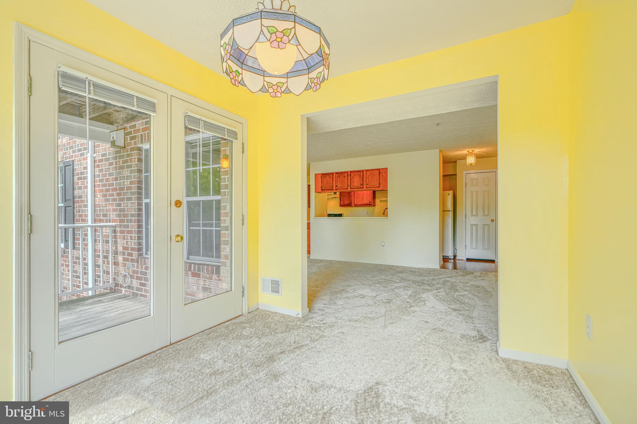 BRENTWOOD CONDO - Residential