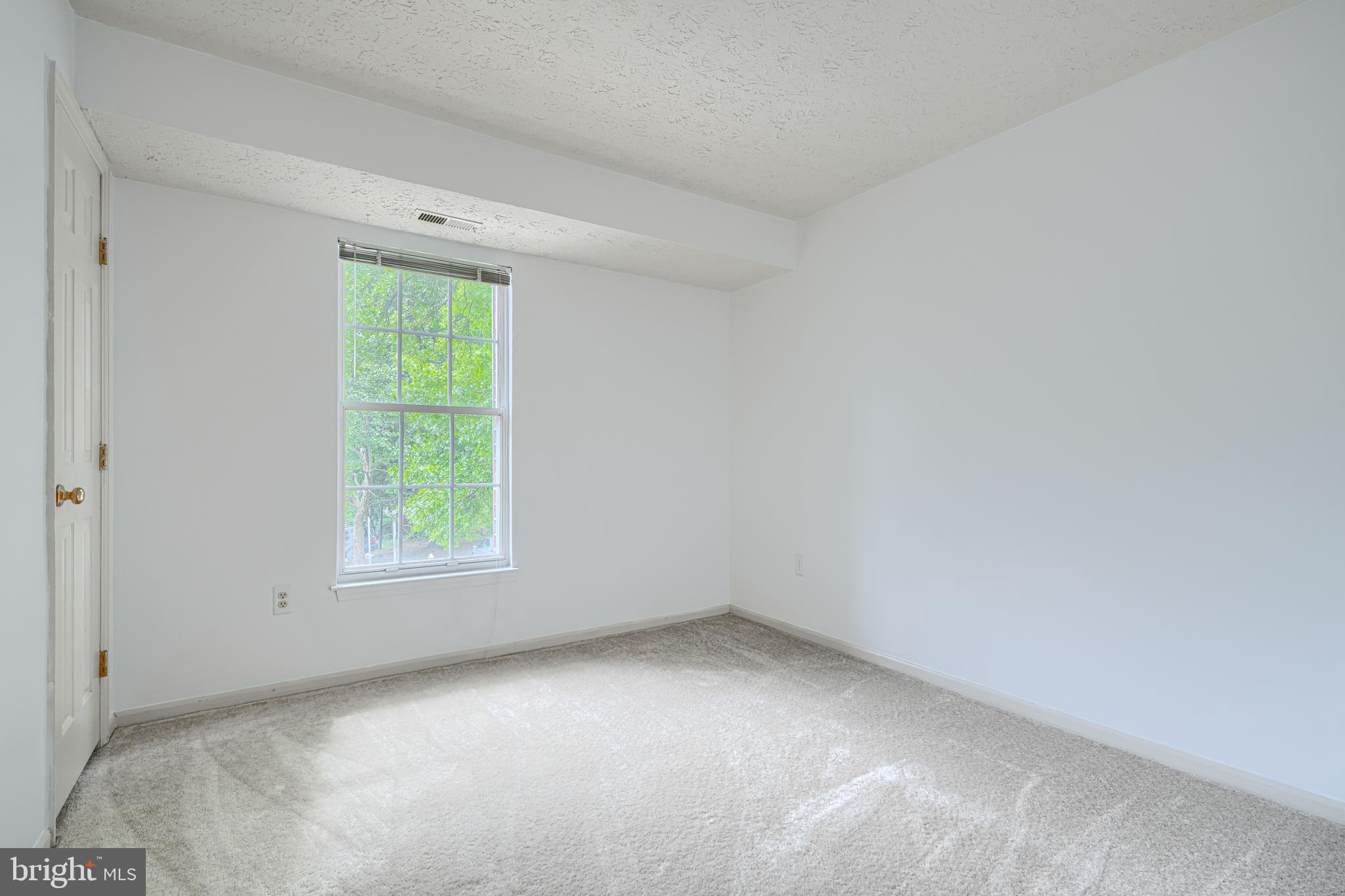 BRENTWOOD CONDO - Residential