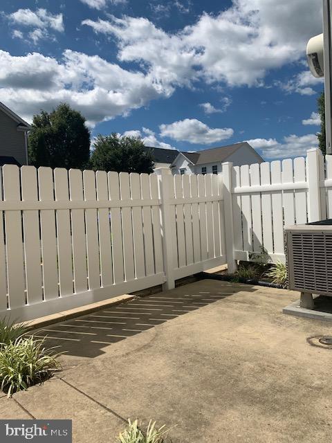 LADYSMITH VILLAGE - Residential Lease