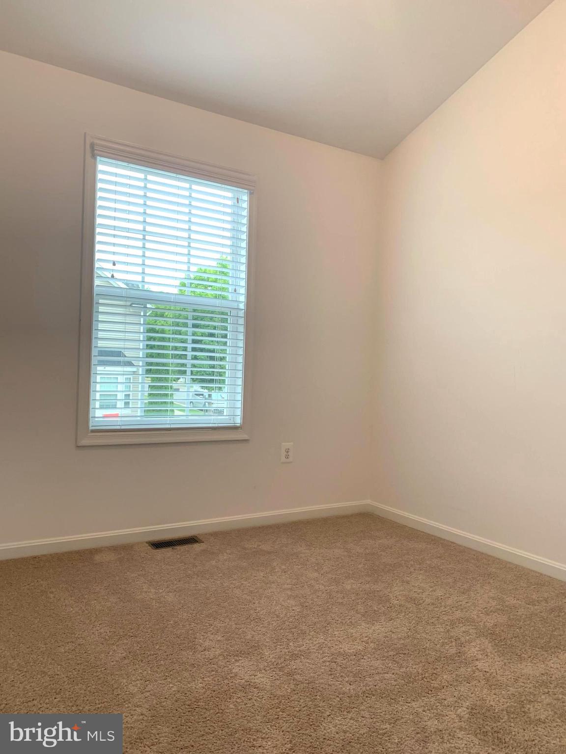 LADYSMITH VILLAGE - Residential Lease