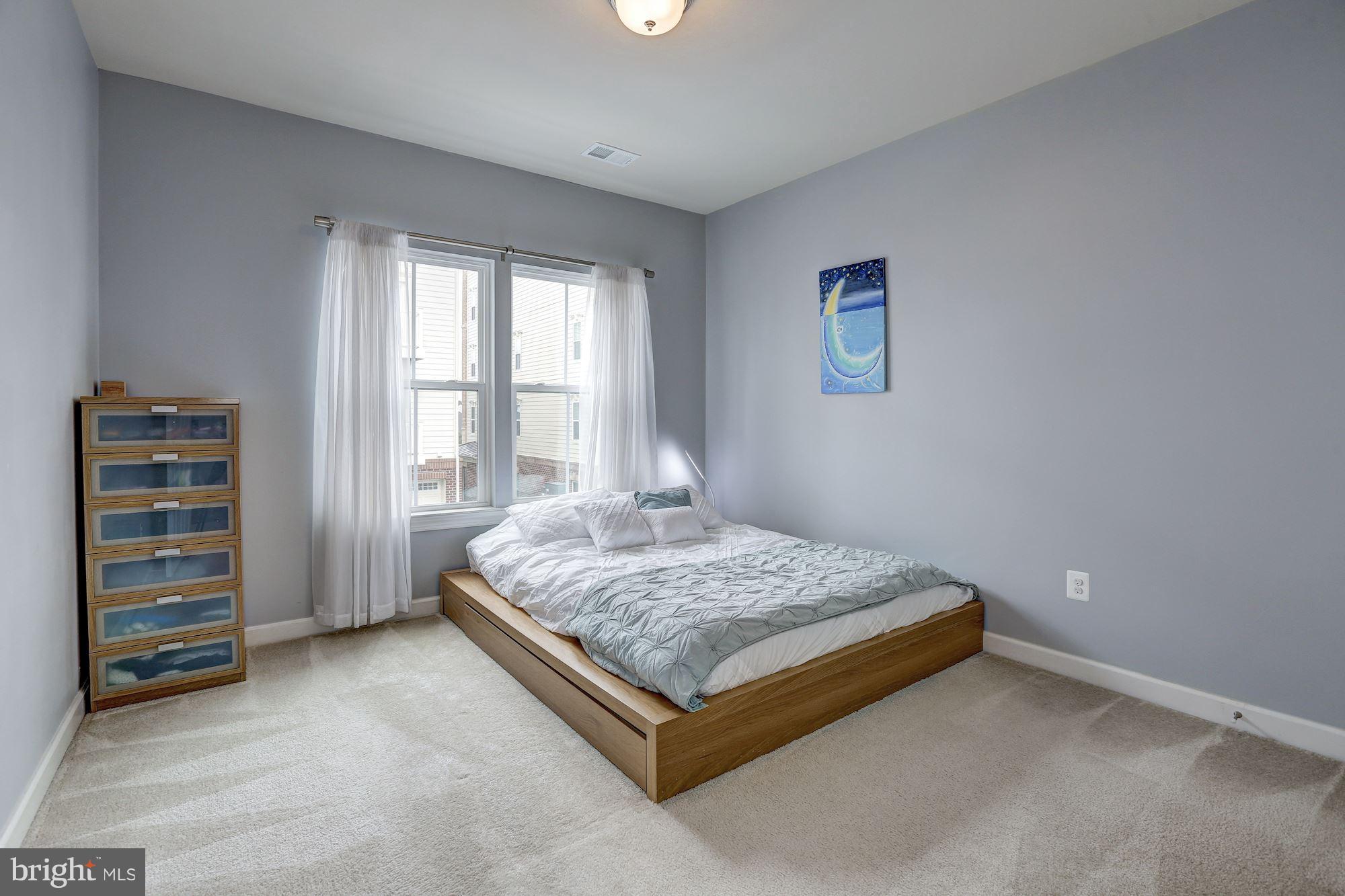 PARKLANDS AT WATKINS MILL - Residential