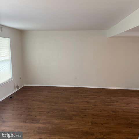 Townhouse For Rent - 9019 Continental Place<br/> HYATTSVILLE, MD 20785