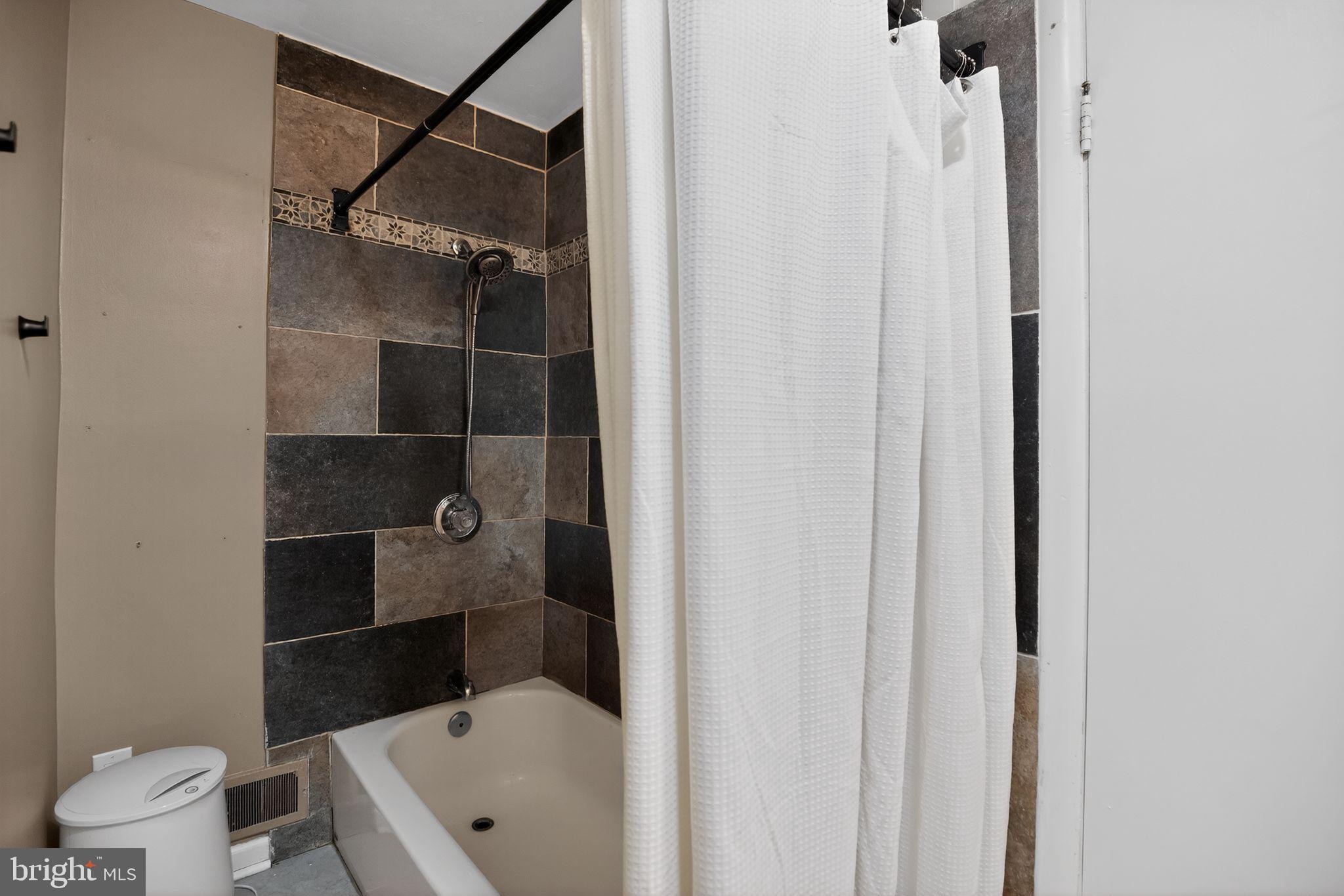 CAREYBROOK - Residential