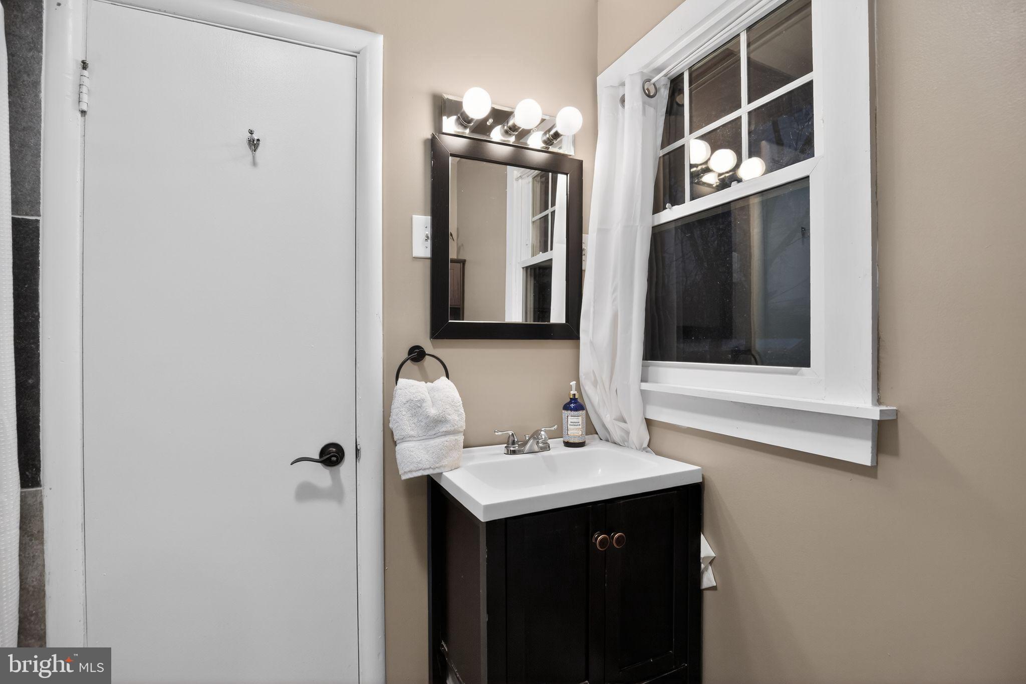 CAREYBROOK - Residential