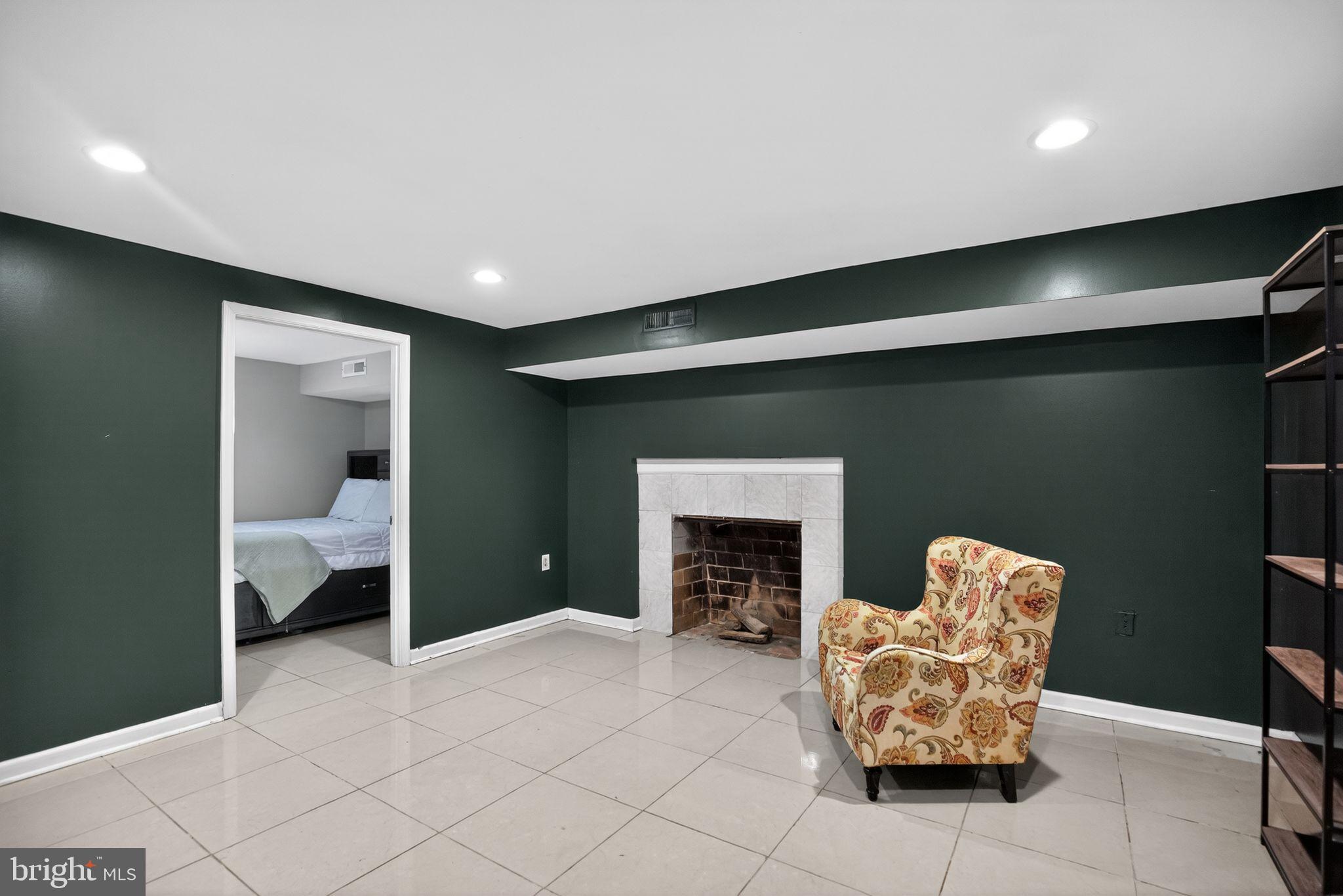 CAREYBROOK - Residential