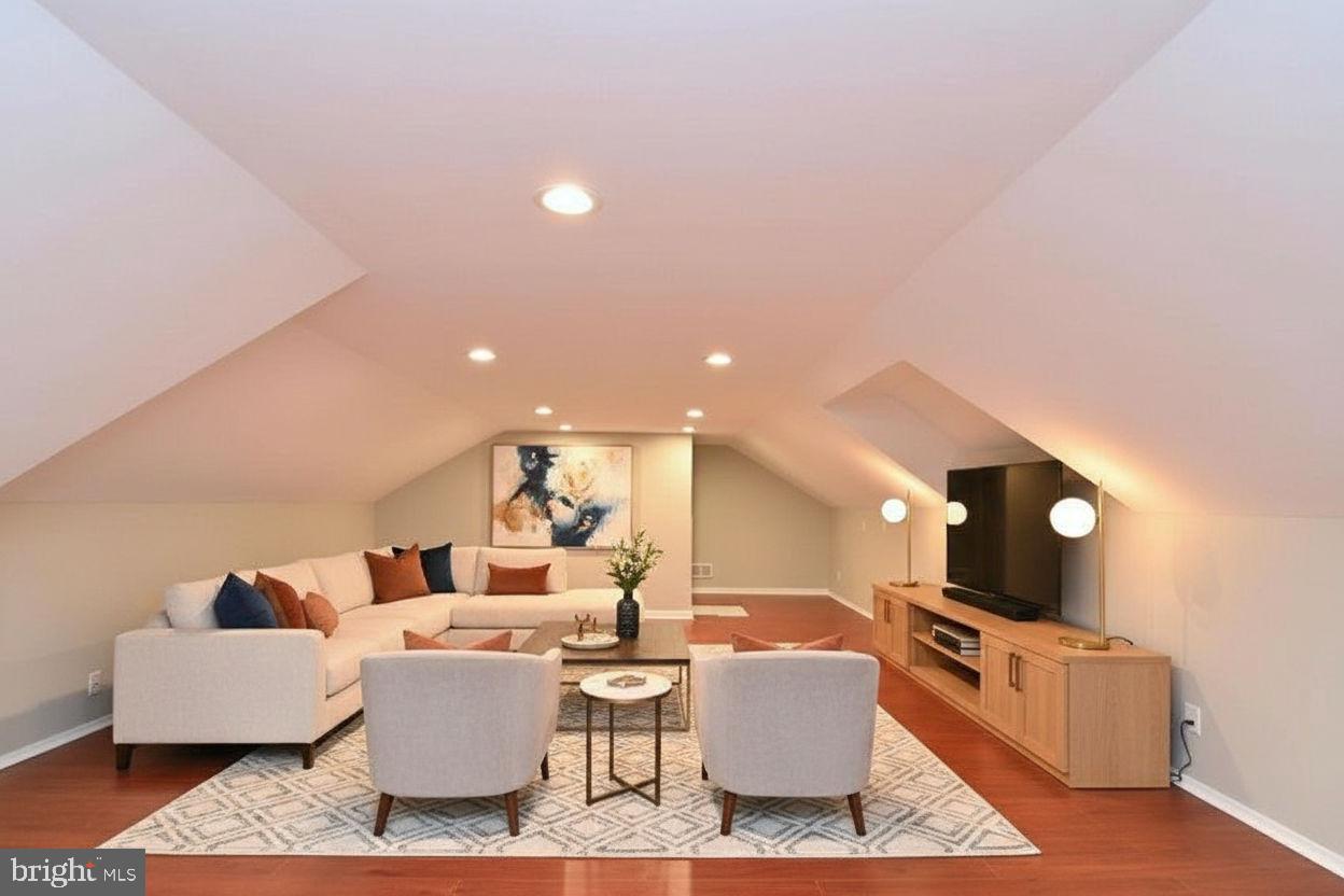 CAREYBROOK - Residential