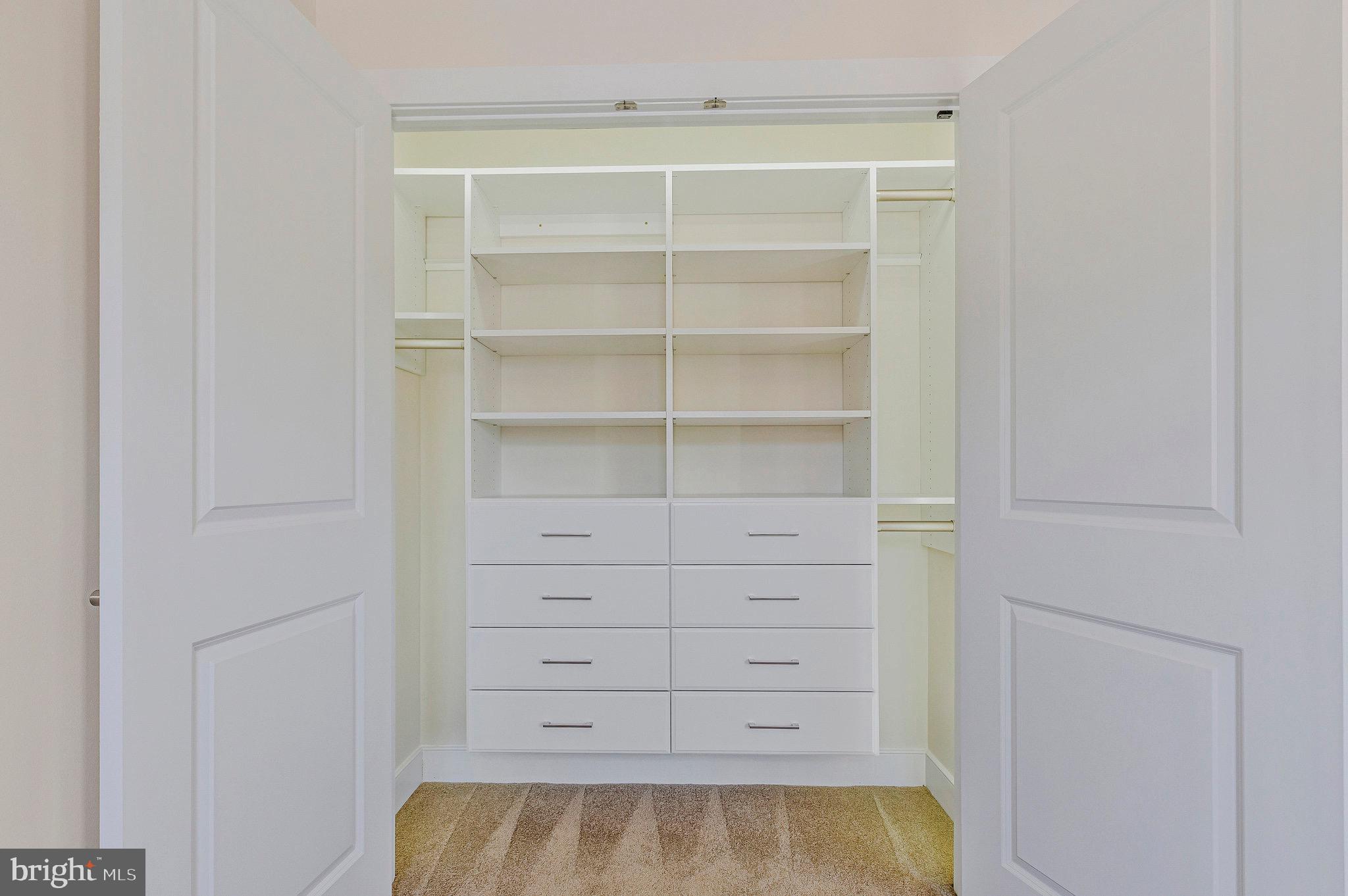 WALDEN WOODS - Residential