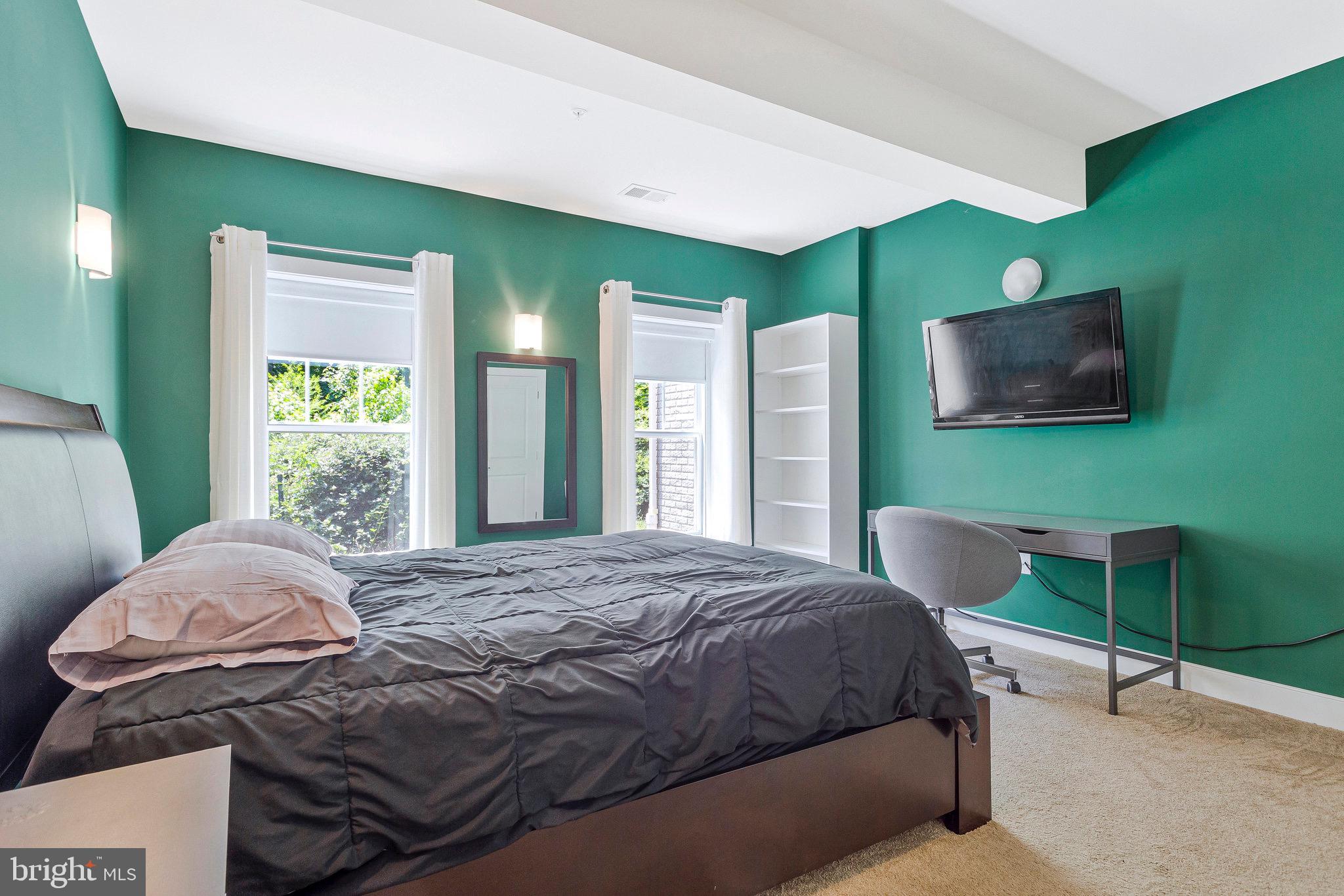 WALDEN WOODS - Residential