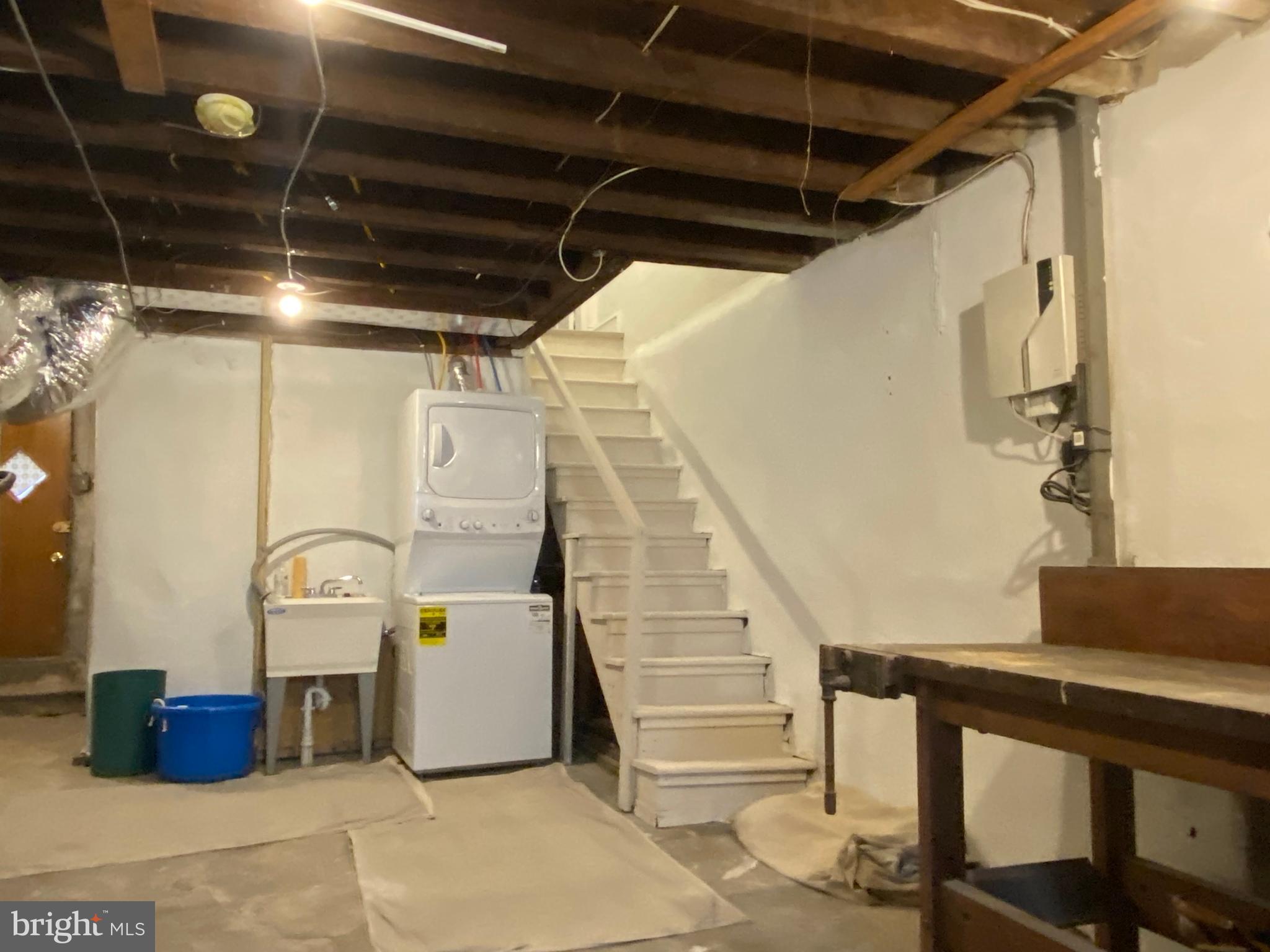 BRIDESBURG - Residential Lease