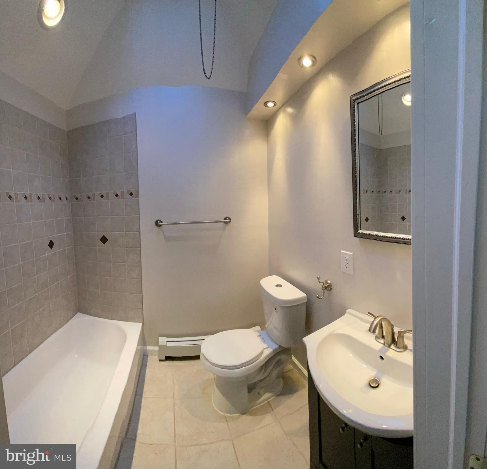 BRIDESBURG - Residential Lease