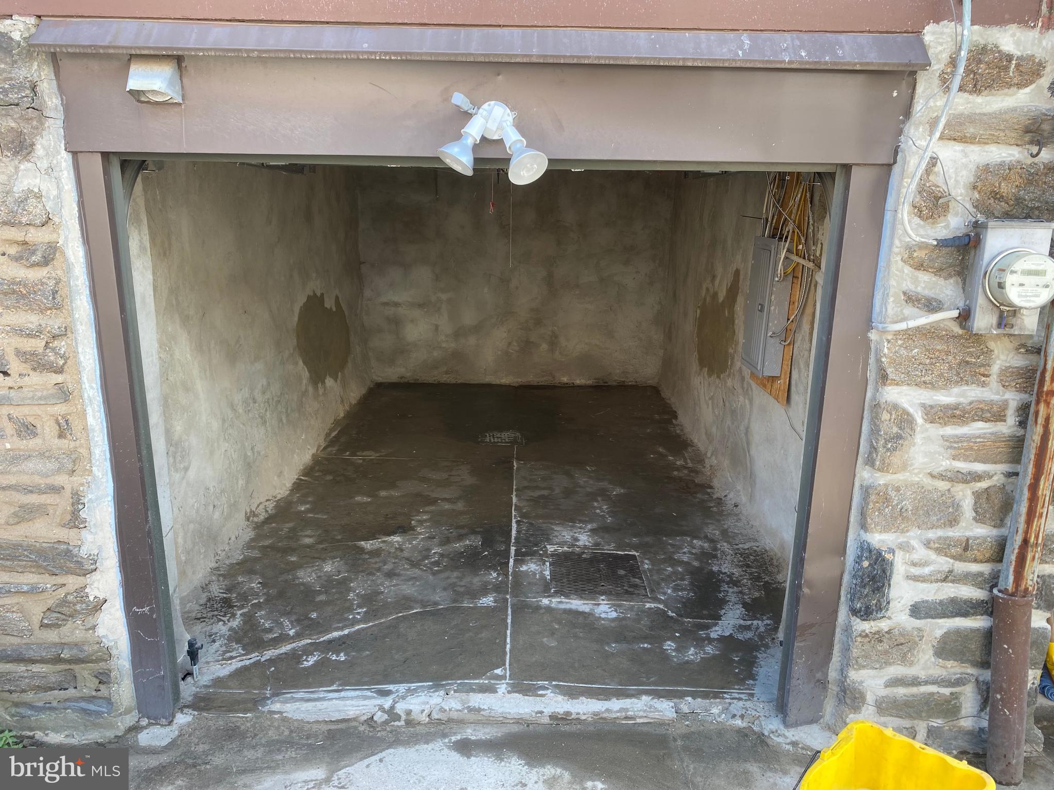 BRIDESBURG - Residential Lease