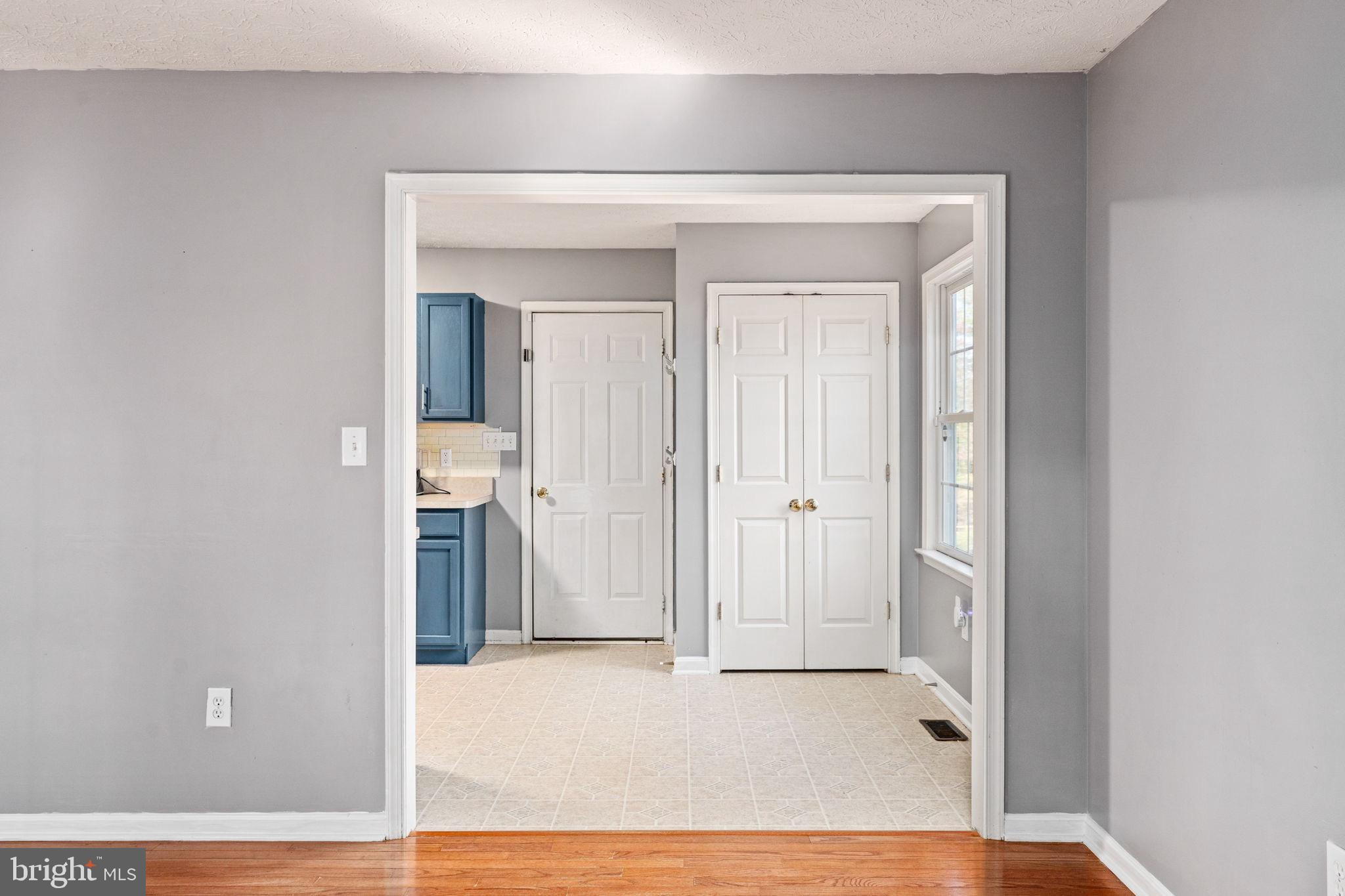 PRESIDENTIAL LAKES - Residential