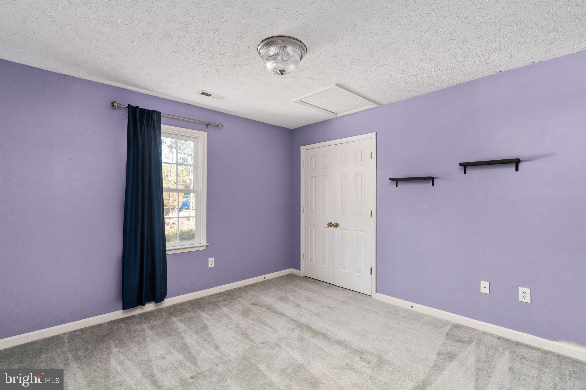 PRESIDENTIAL LAKES - Residential