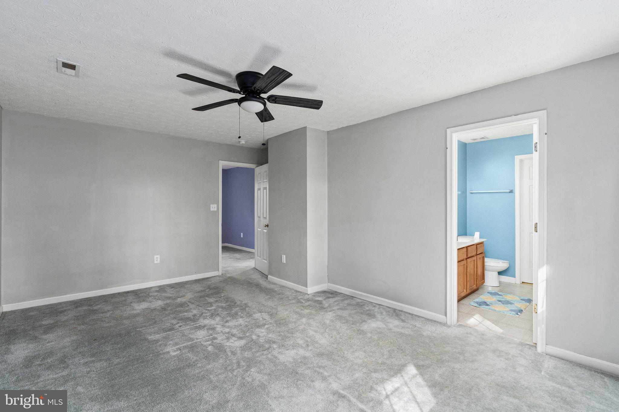 PRESIDENTIAL LAKES - Residential