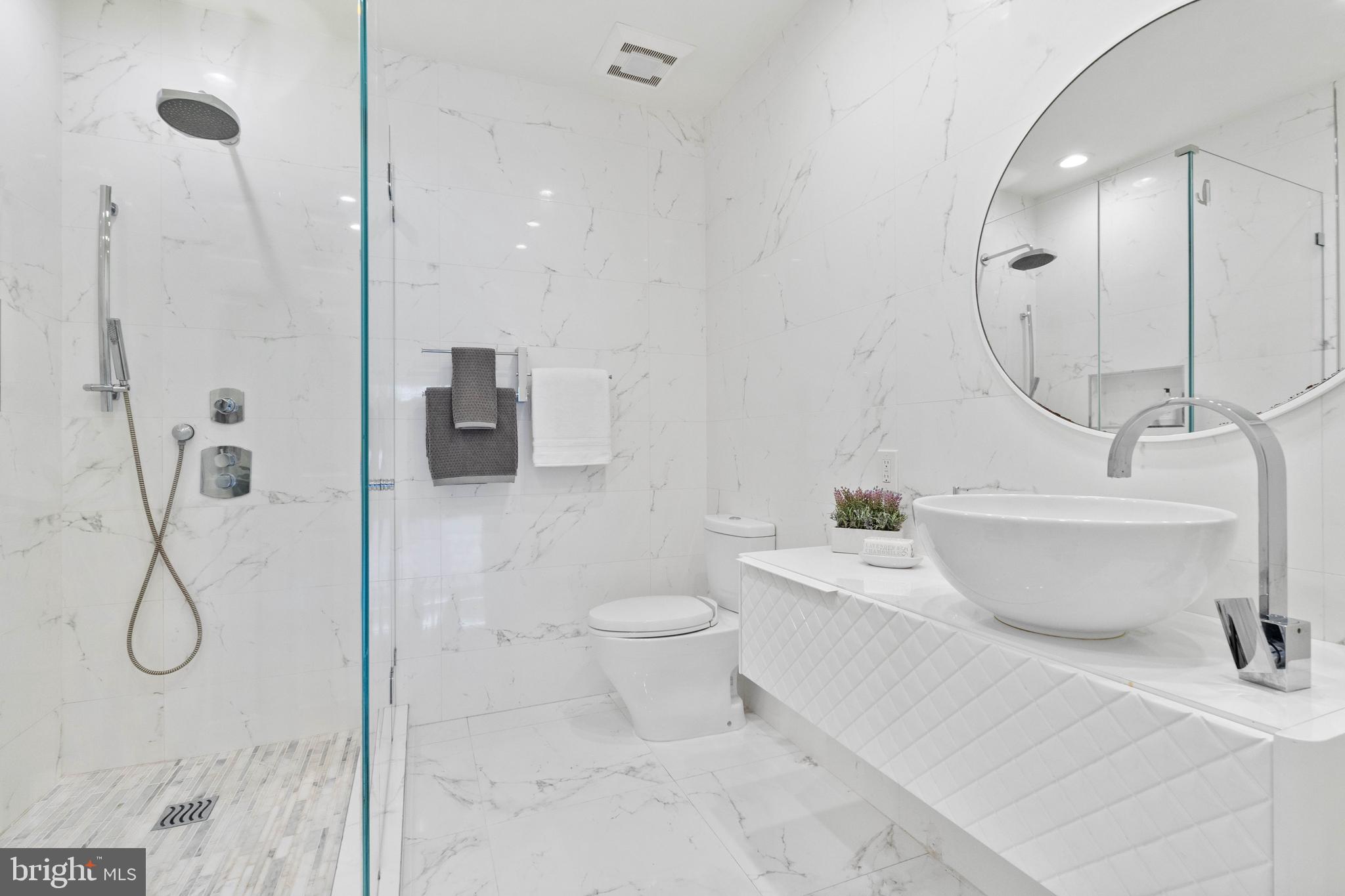 BENTLEY PLACE - Residential Lease