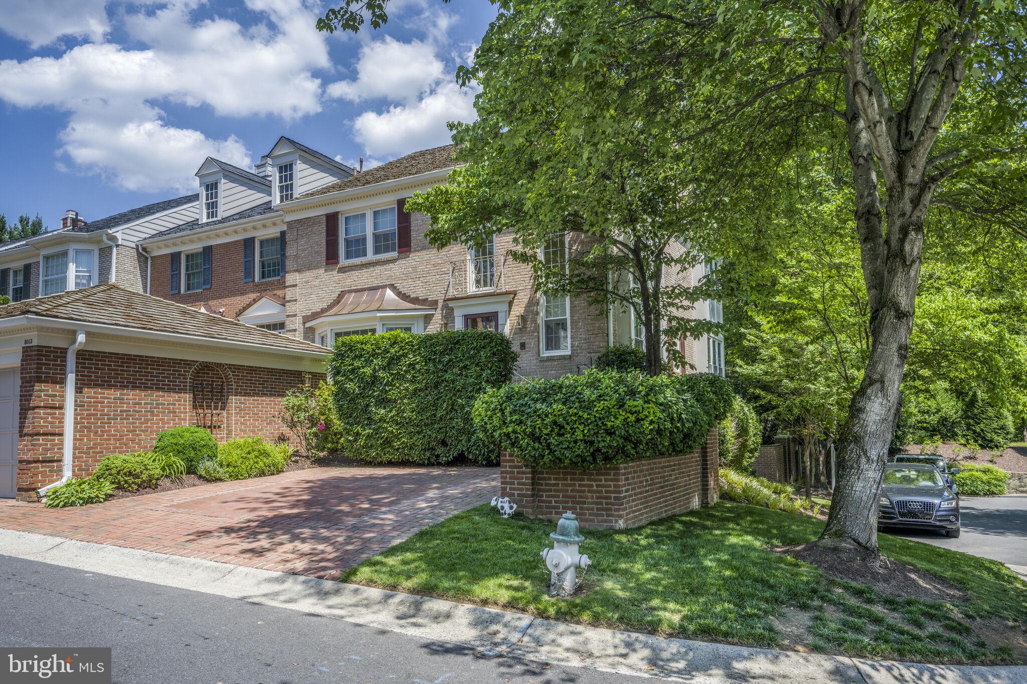 8013 RISING RIDGE ROAD