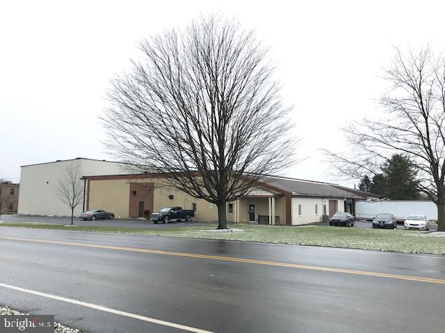 Rare opportunity for cooler and freezer warehousing. Equipped for food processing. Renovated in 2017. Tenant occupied through September 30, 2027 with average annual rent of $210,000. Lancaster County Location with less than 2 mile access to Rt. 283 and Rt. 30.