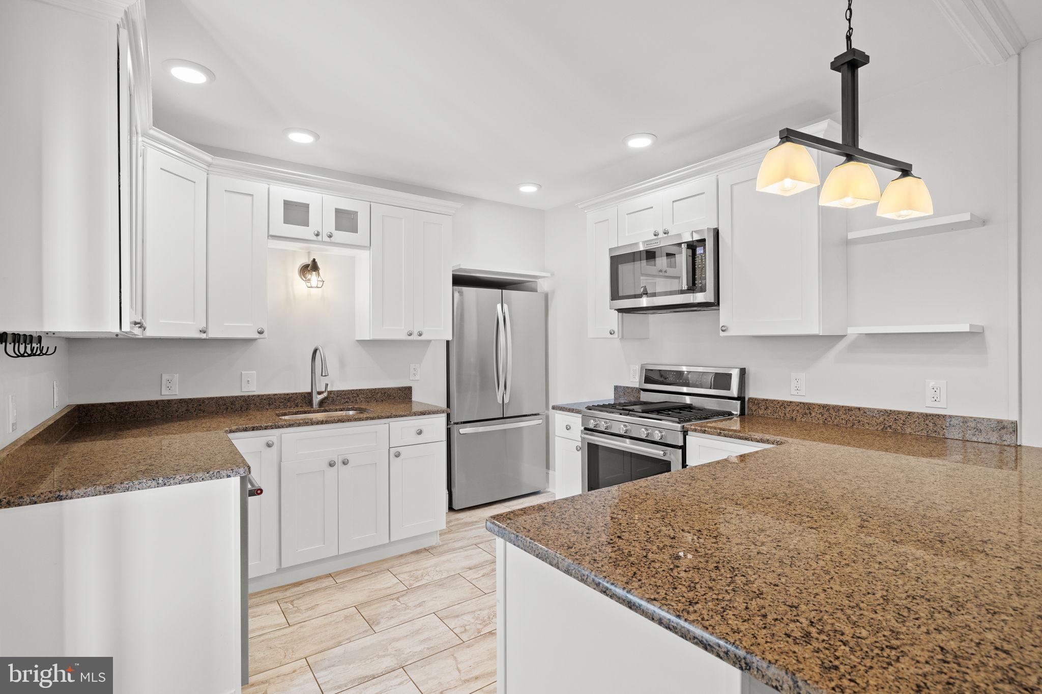 CHESTNUT HILL - Residential