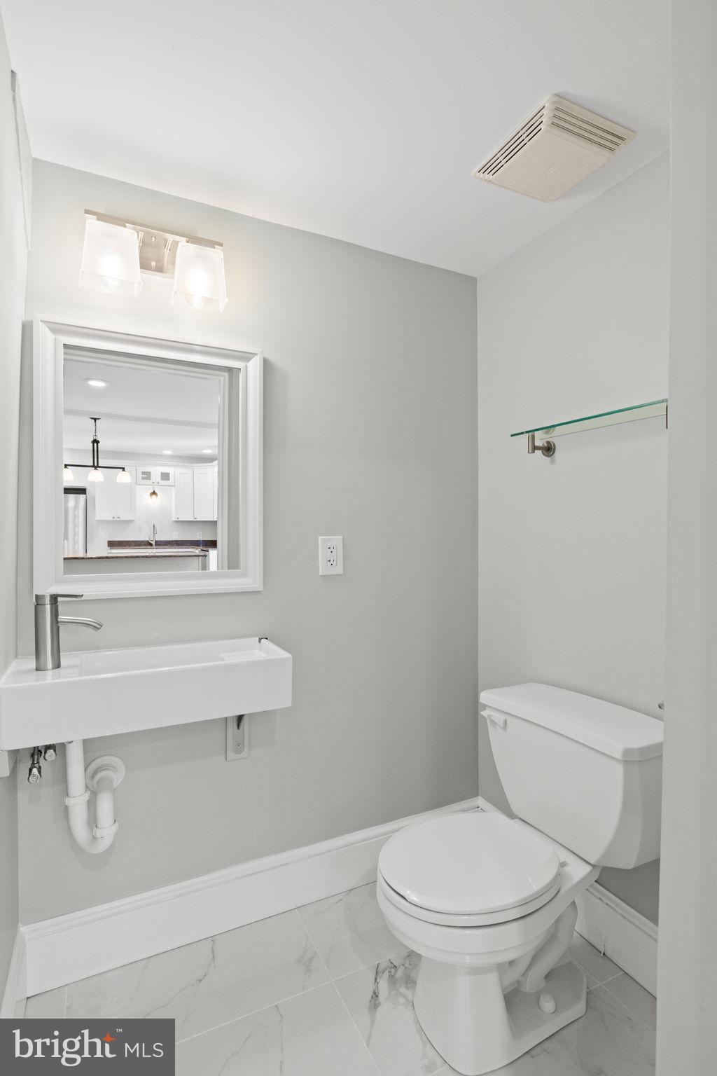 CHESTNUT HILL - Residential