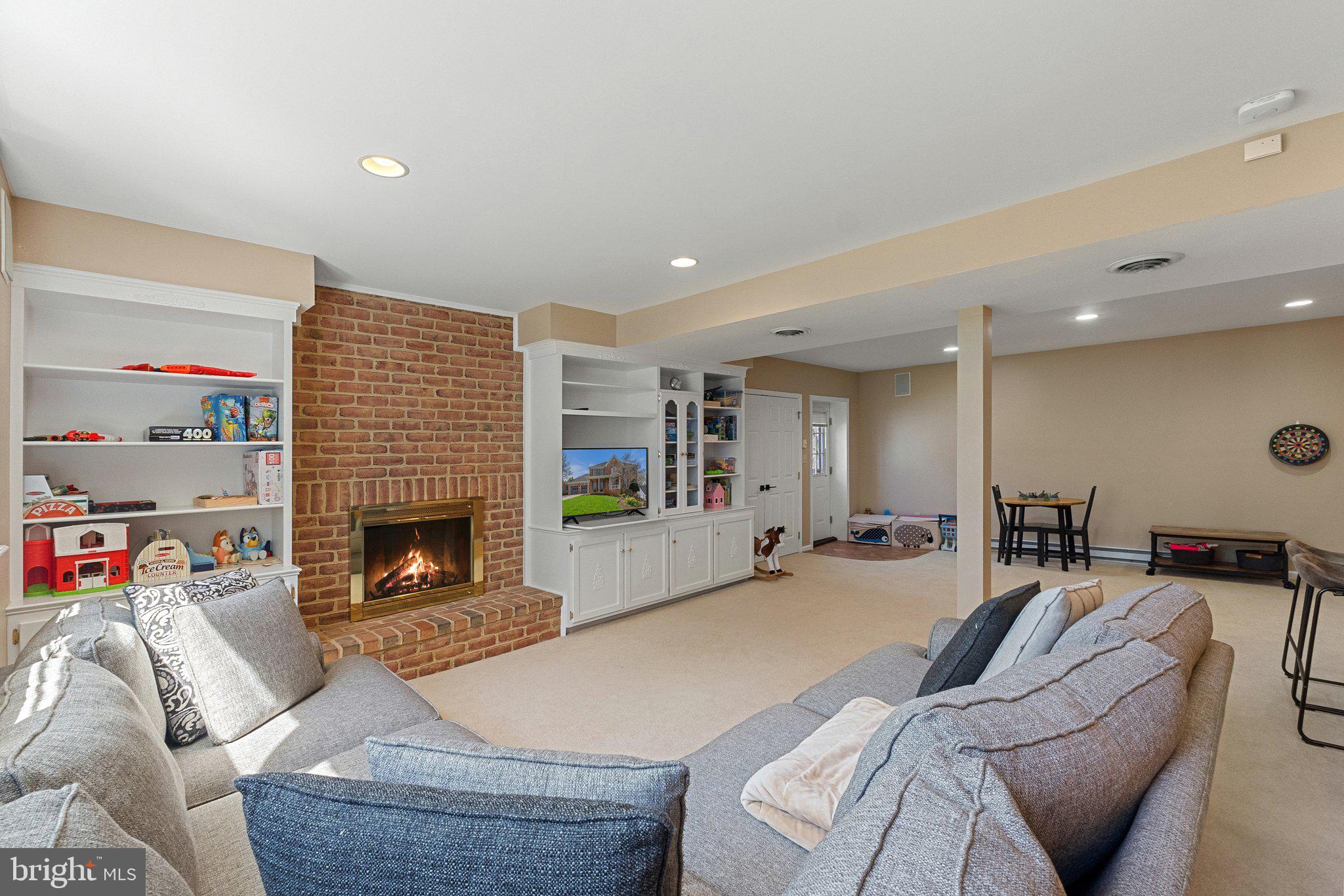 MEADOW BRANCH - Residential