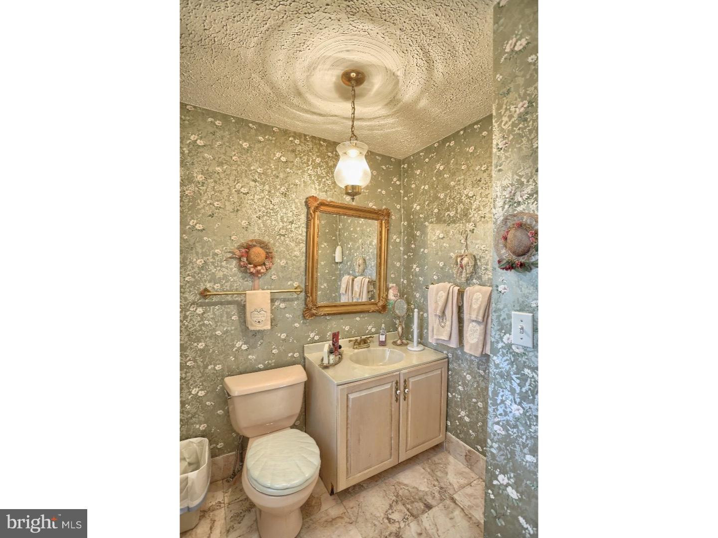 HAMPDEN HEIGHTS - Residential