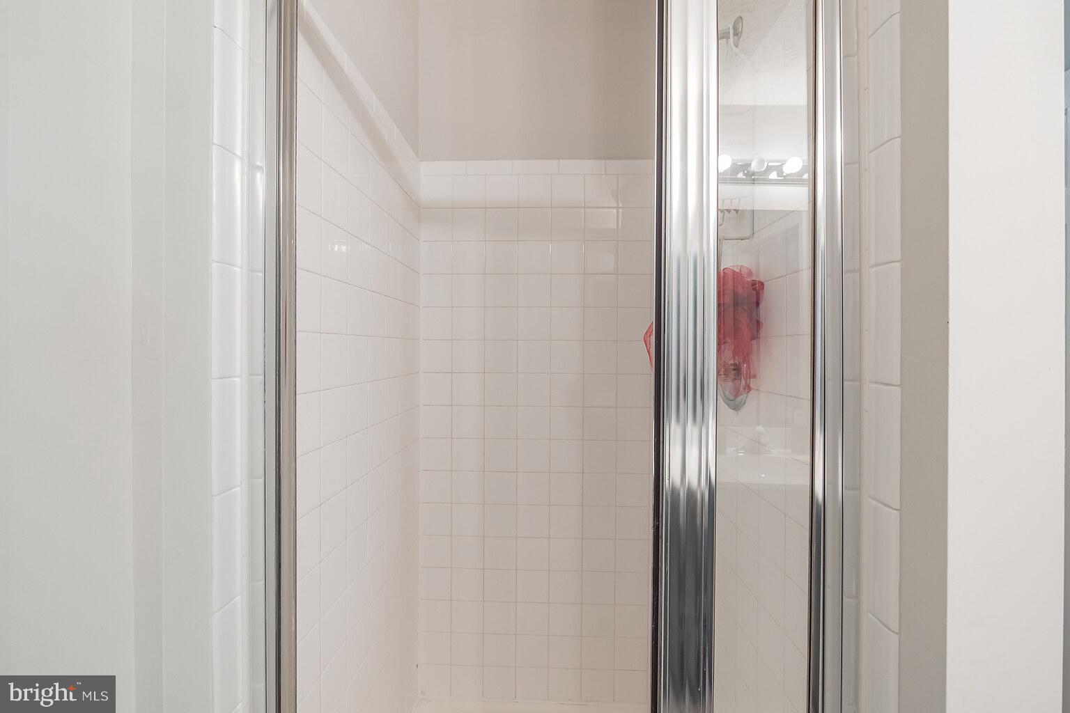 COLLEGE - Residential