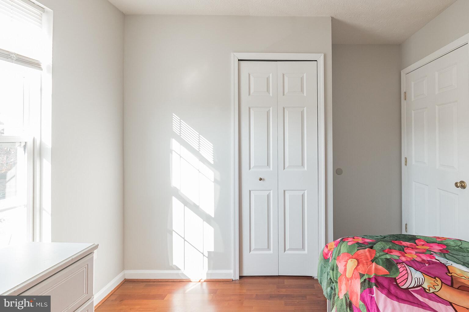 COLLEGE - Residential