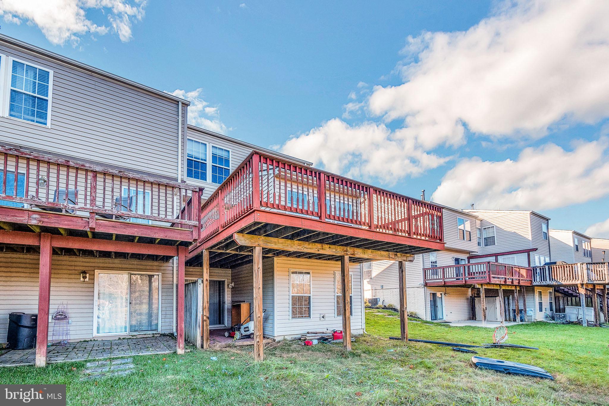 COLLEGE - Residential