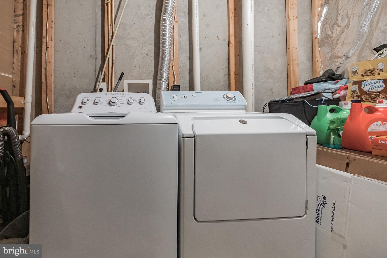 COLLEGE - Residential