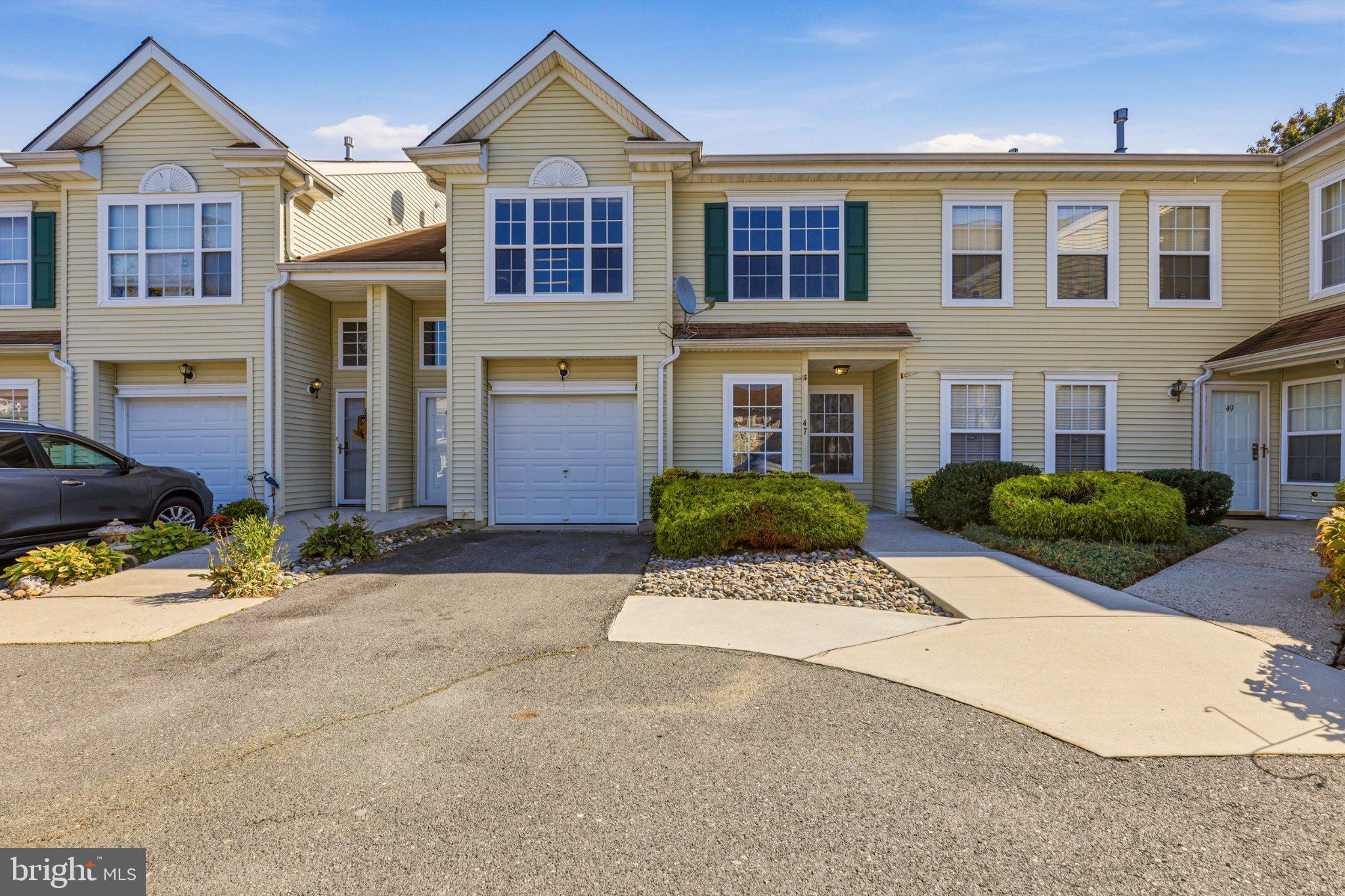 47 E WOODLAND AVENUE C47