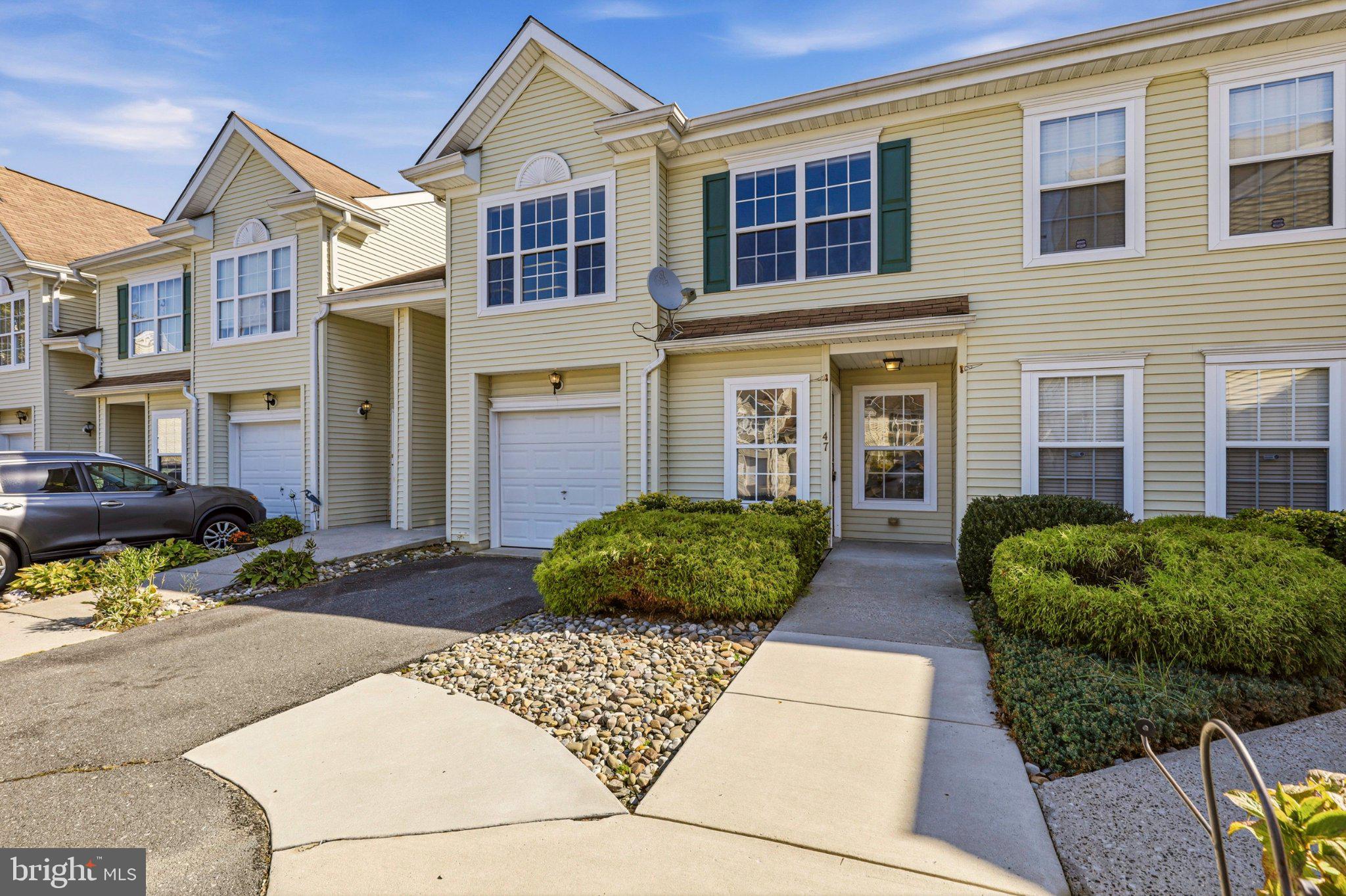 47 E WOODLAND AVENUE C47