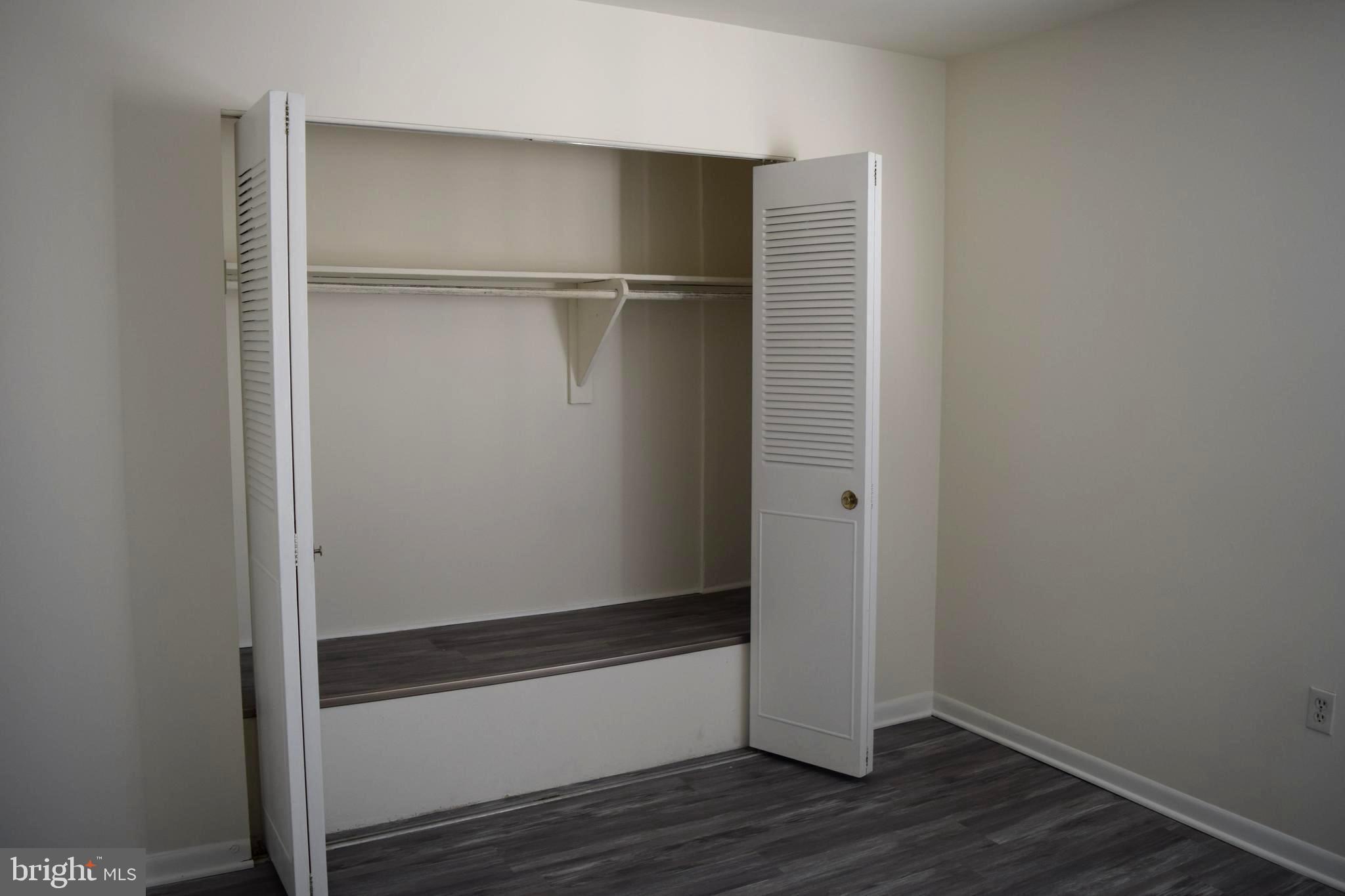 CROSS FOX - Residential