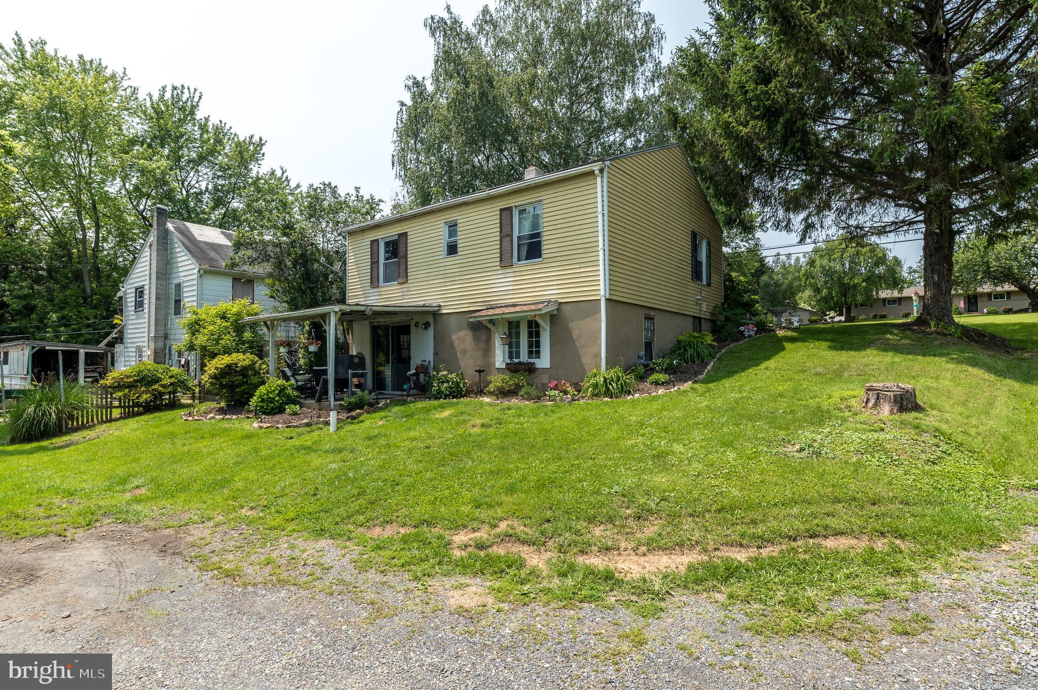 465 ROYAL MANOR ROAD