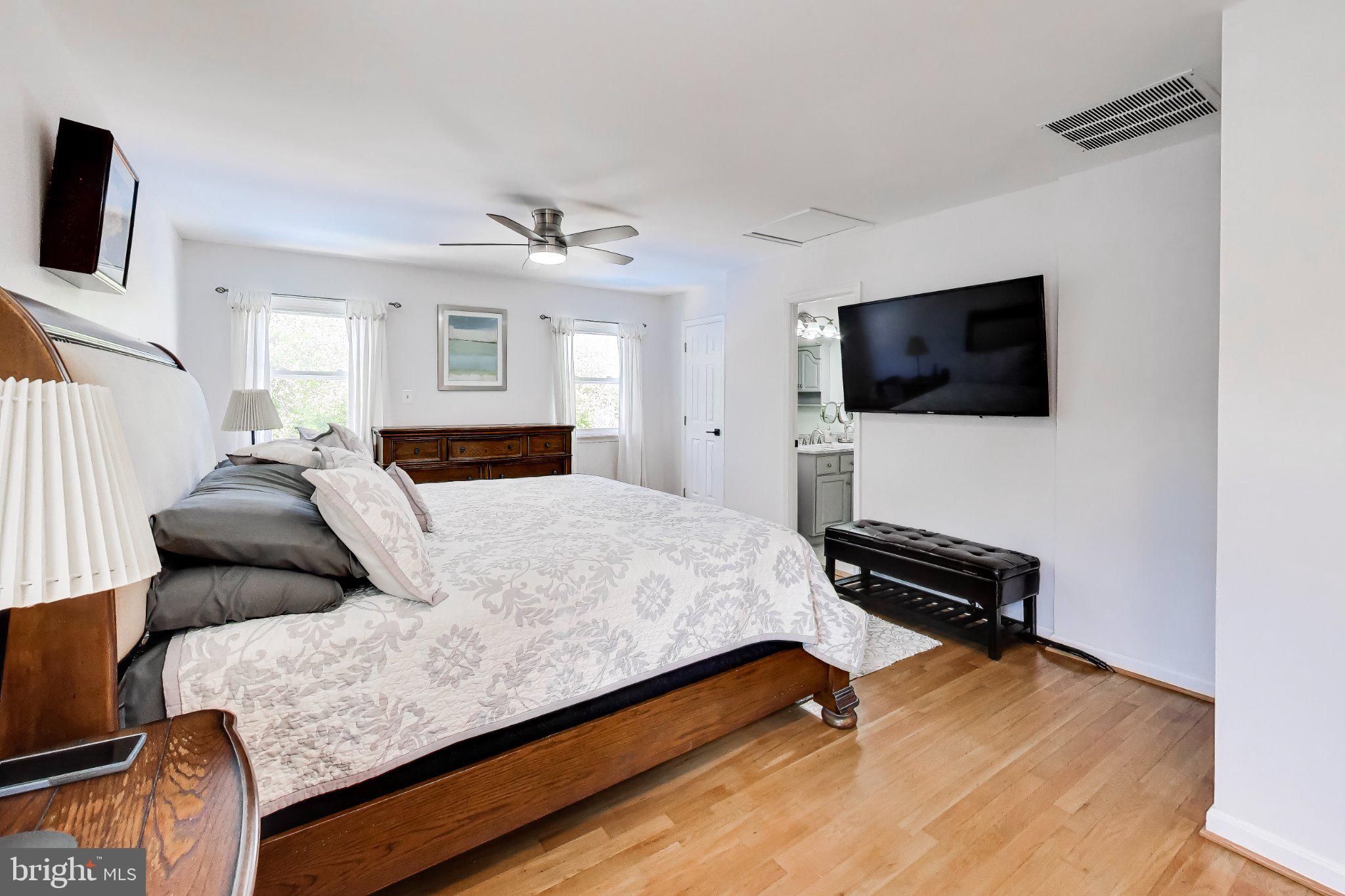 LAYHILL VILLAGE EAST - Residential