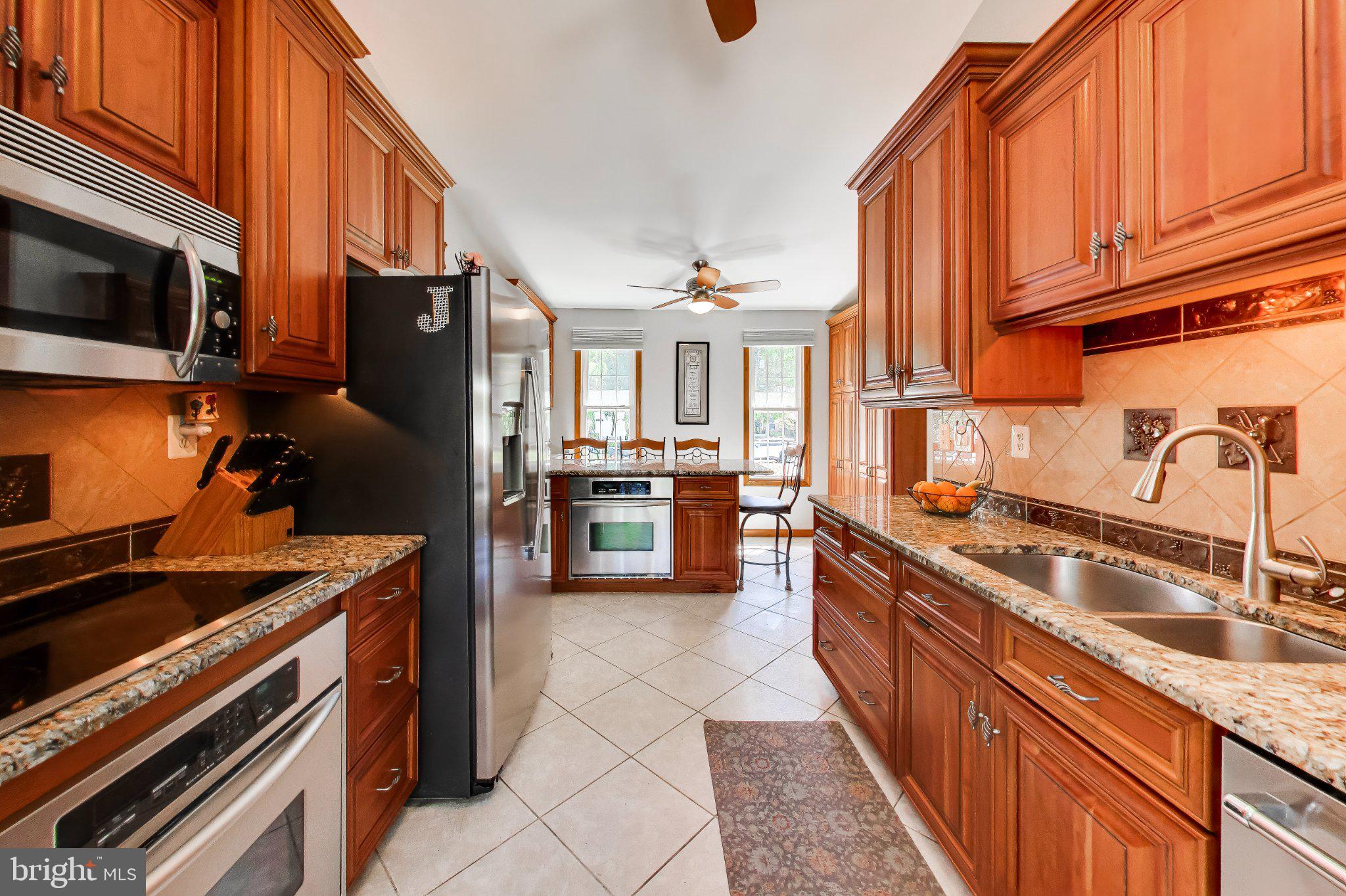 LAYHILL VILLAGE EAST - Residential