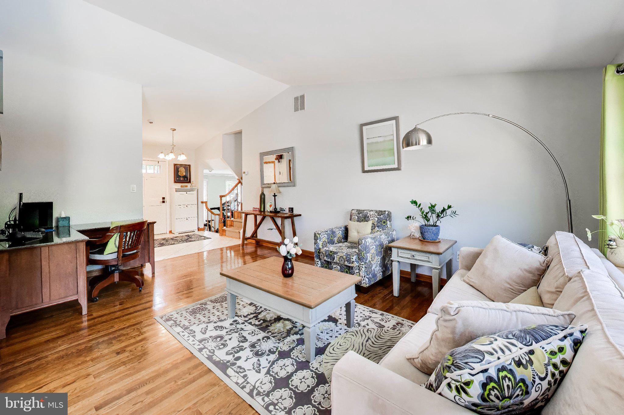 LAYHILL VILLAGE EAST - Residential