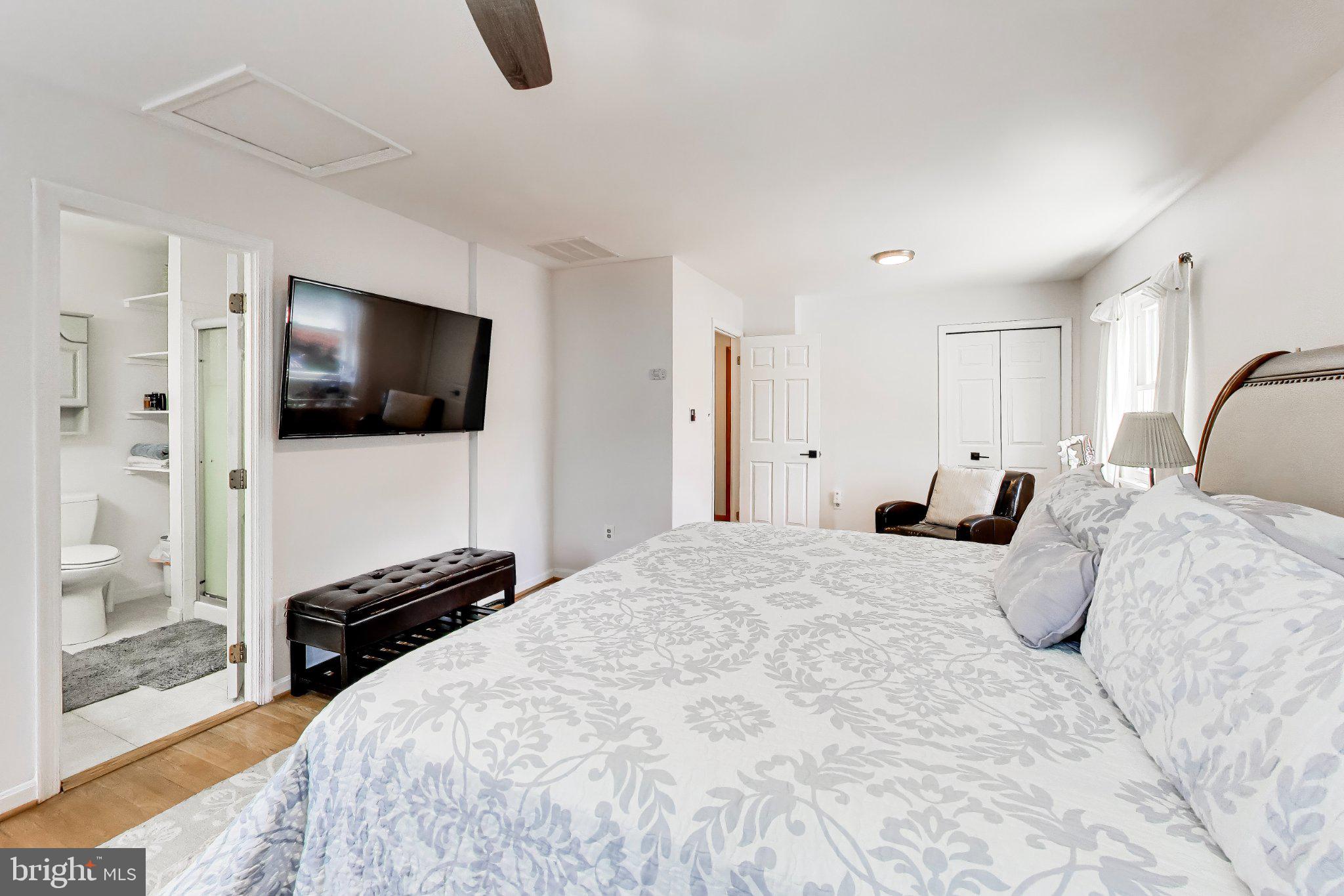 LAYHILL VILLAGE EAST - Residential