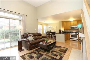 GLADE AT HUNTERS WOODS - Residential Lease