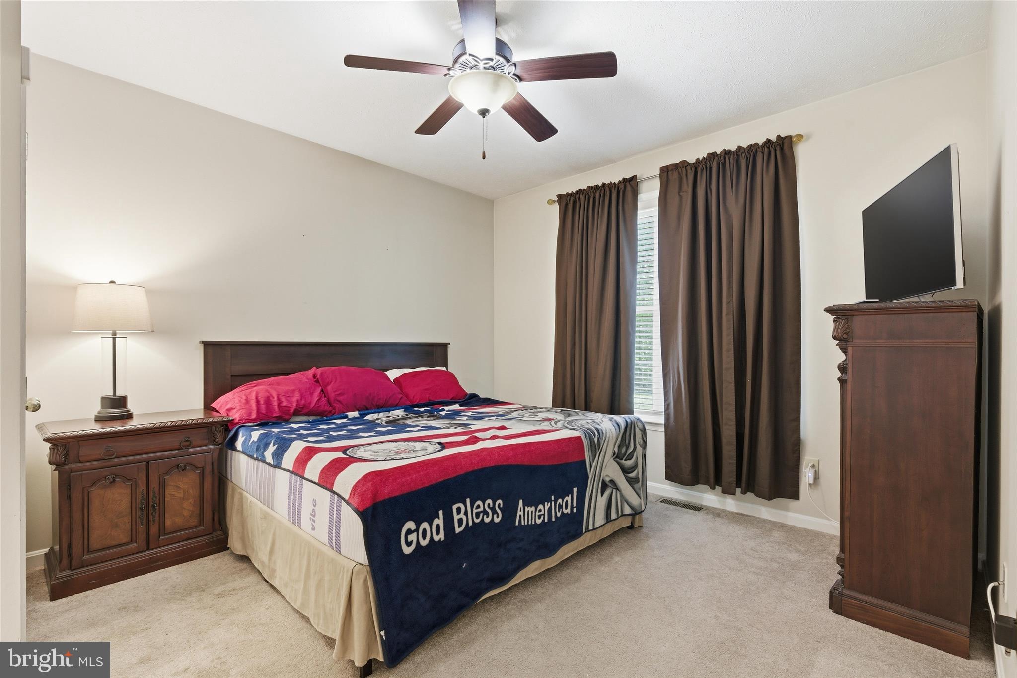 MAPLE BROOKE - Residential