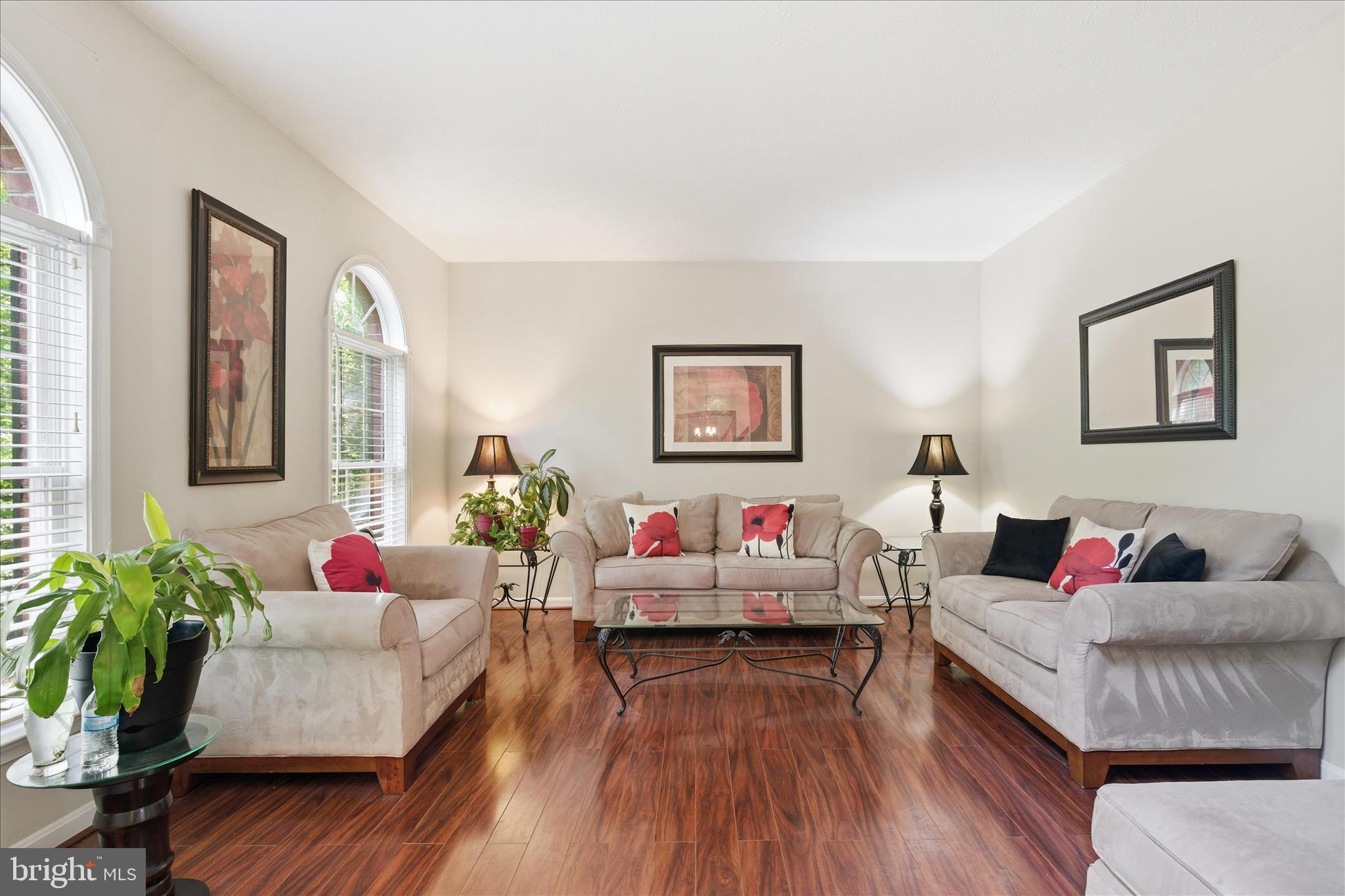 MAPLE BROOKE - Residential