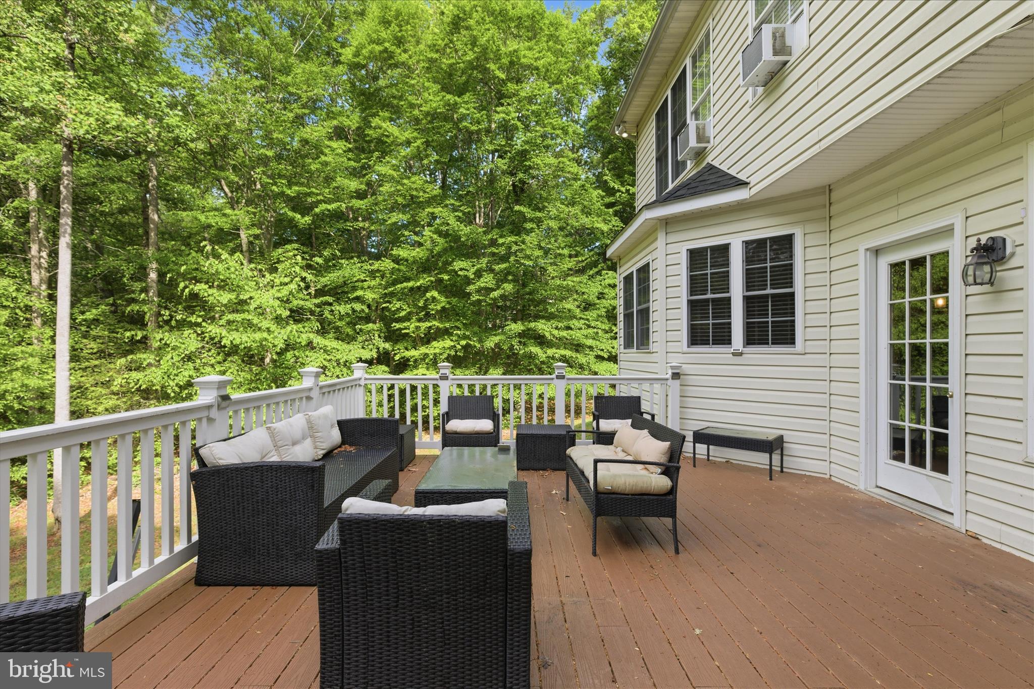 MAPLE BROOKE - Residential