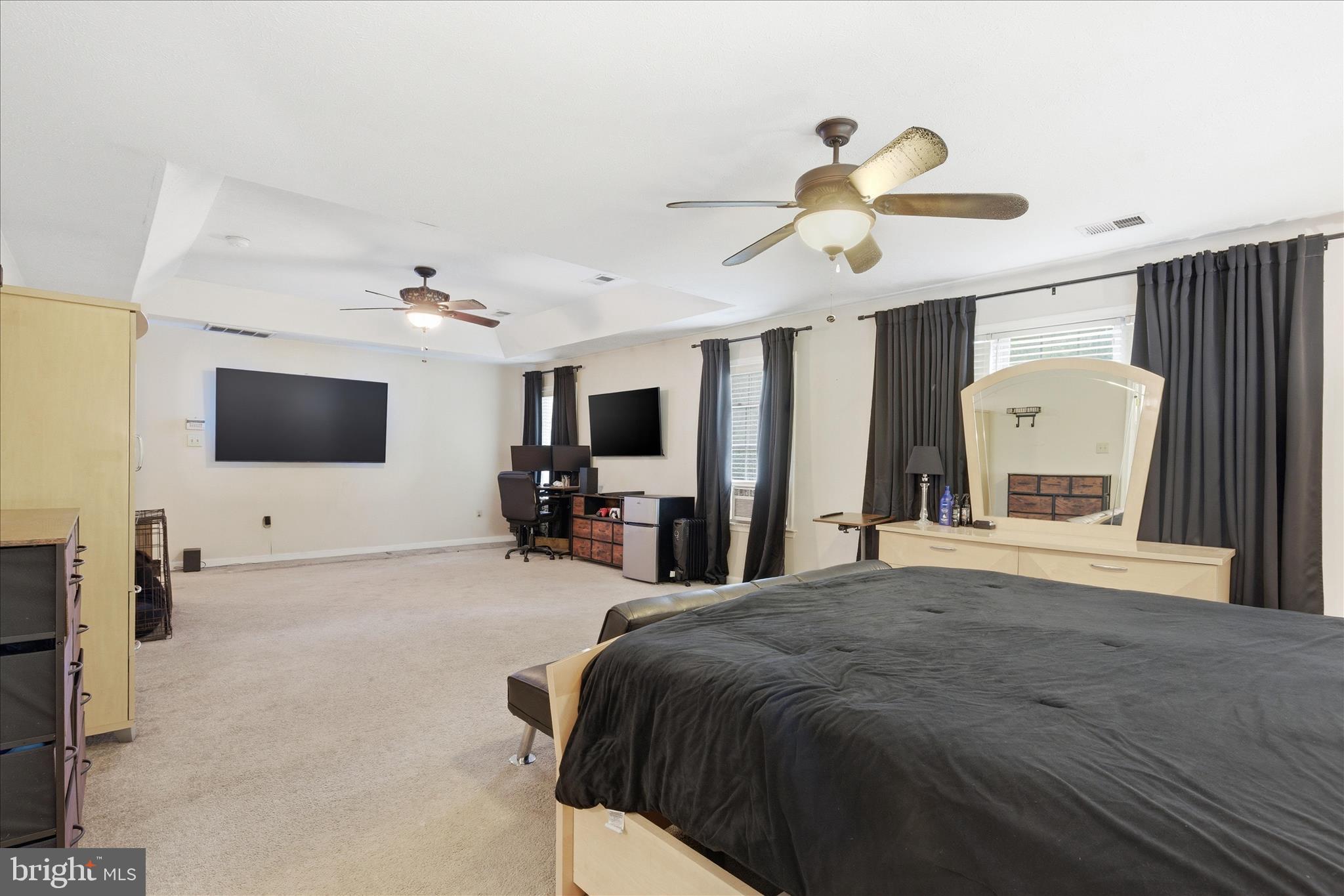 MAPLE BROOKE - Residential